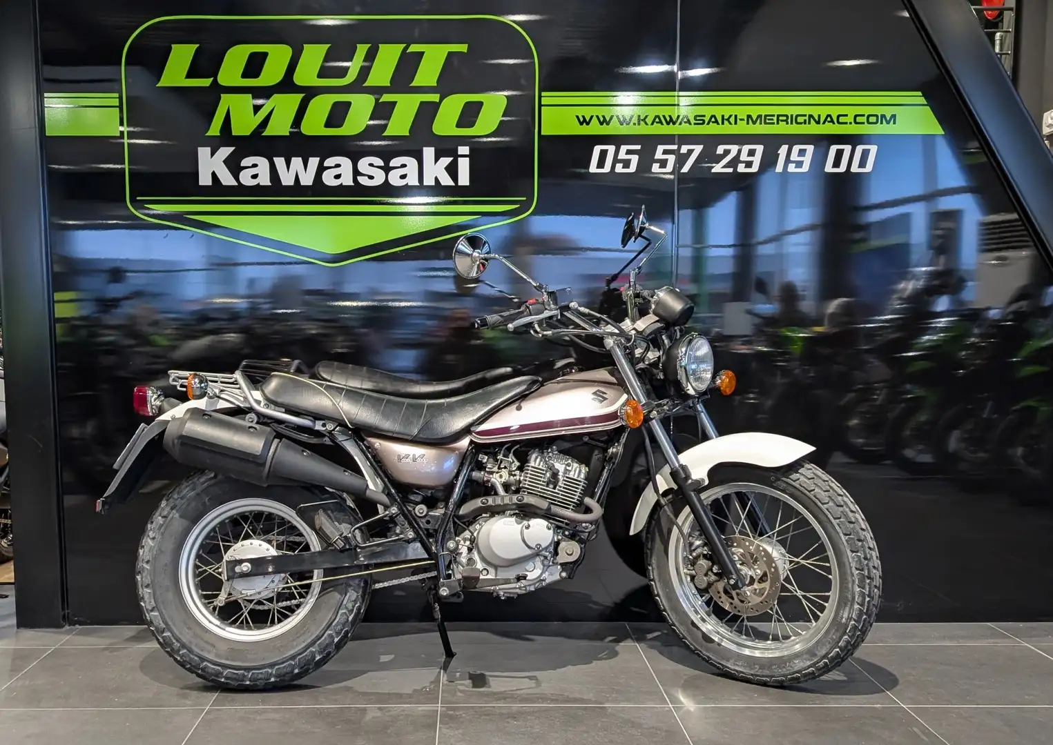 Suzuki VanVan 125 Beige - 1