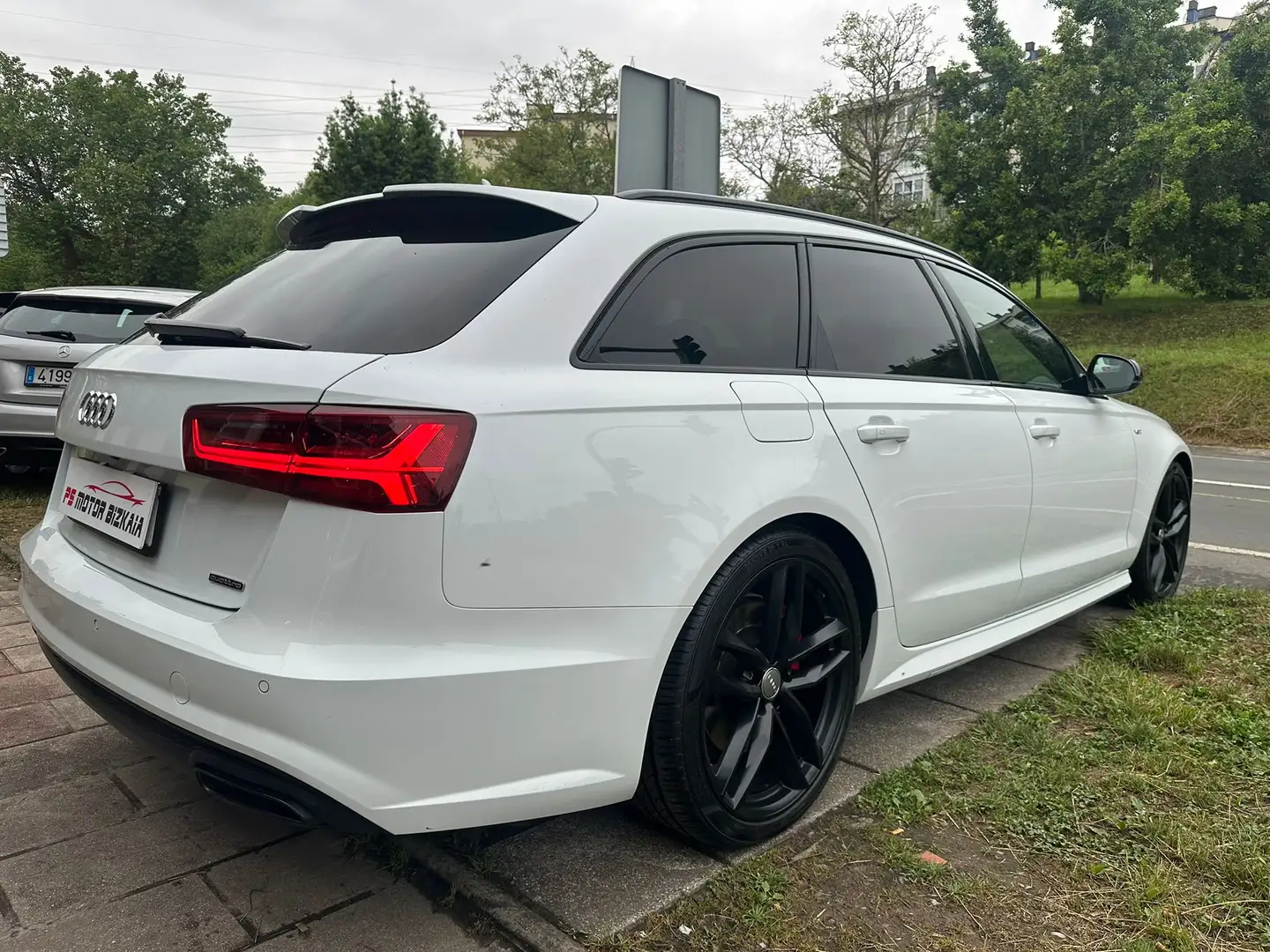 Audi A6 A6 Avant V6 3.0 TDI 326 Quattro Compétition Blanc - 2