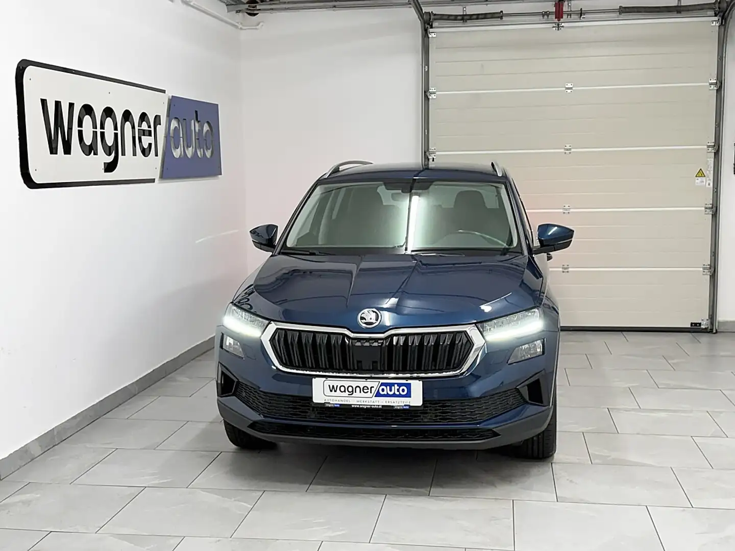 Skoda Karoq 1,5 TSI ACT DSG Style.LED/ACC/Navi/el.AHK/RFK/S... Blau - 1