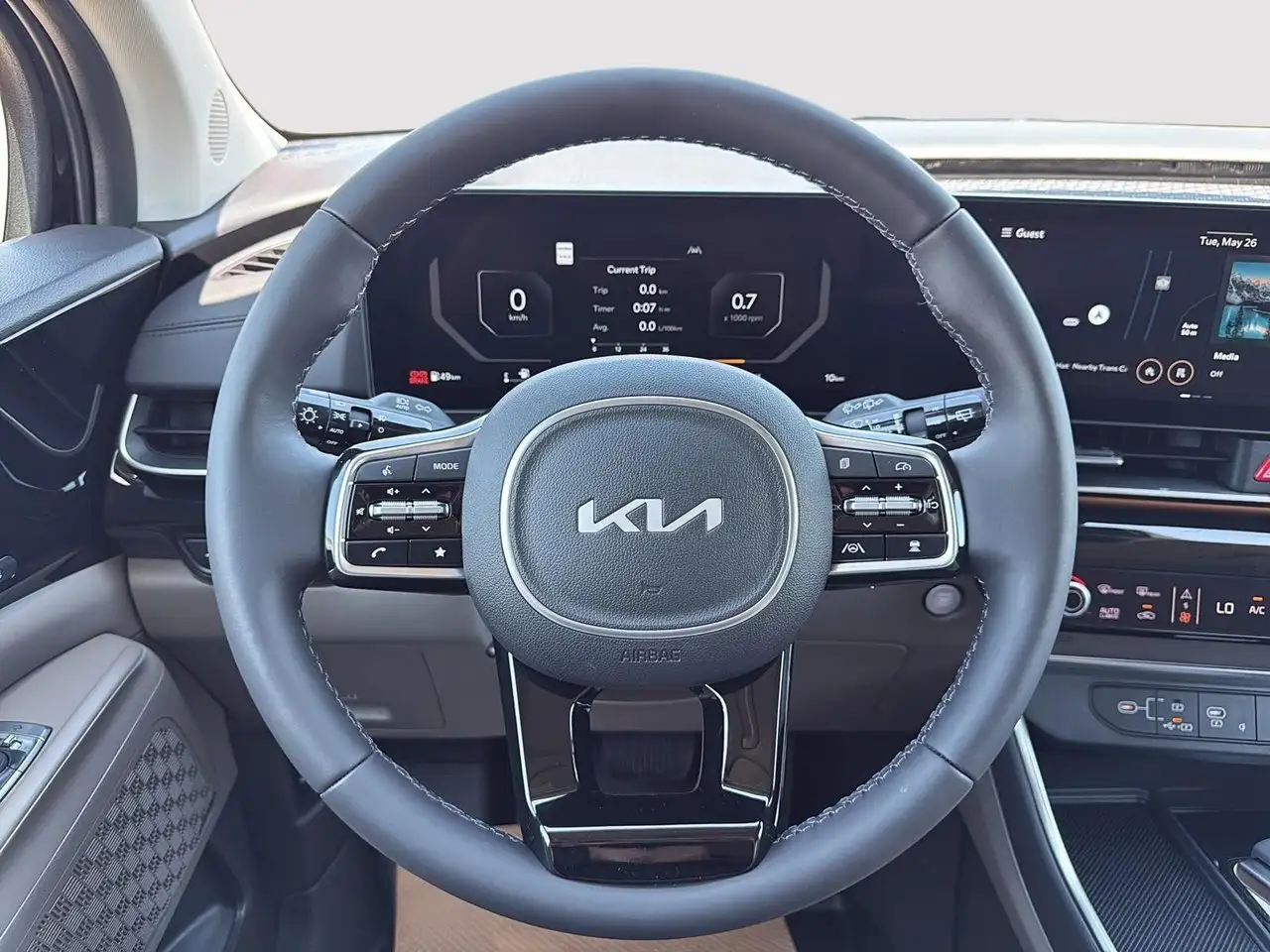 Kia Carnival снимка Kia Carnival