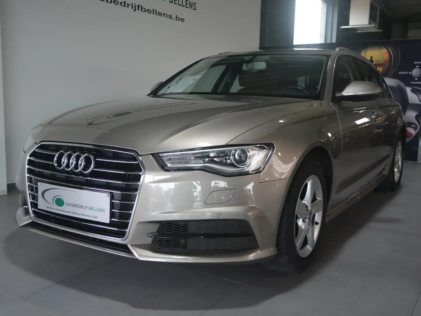 Audi A6 Avant 1.8 TFSI ultra S tronic / LEDER / NAVI + CAM Beige - 2