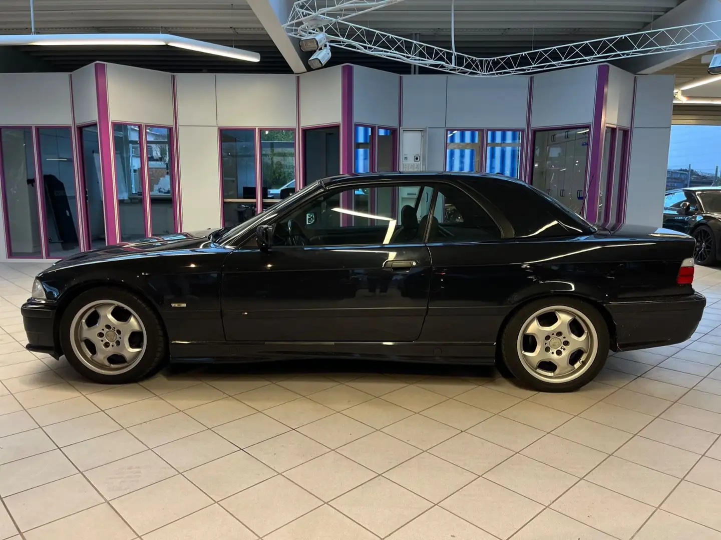 BMW 328 E36 328i Cabrio M-Paket ab Werk Negro - 2