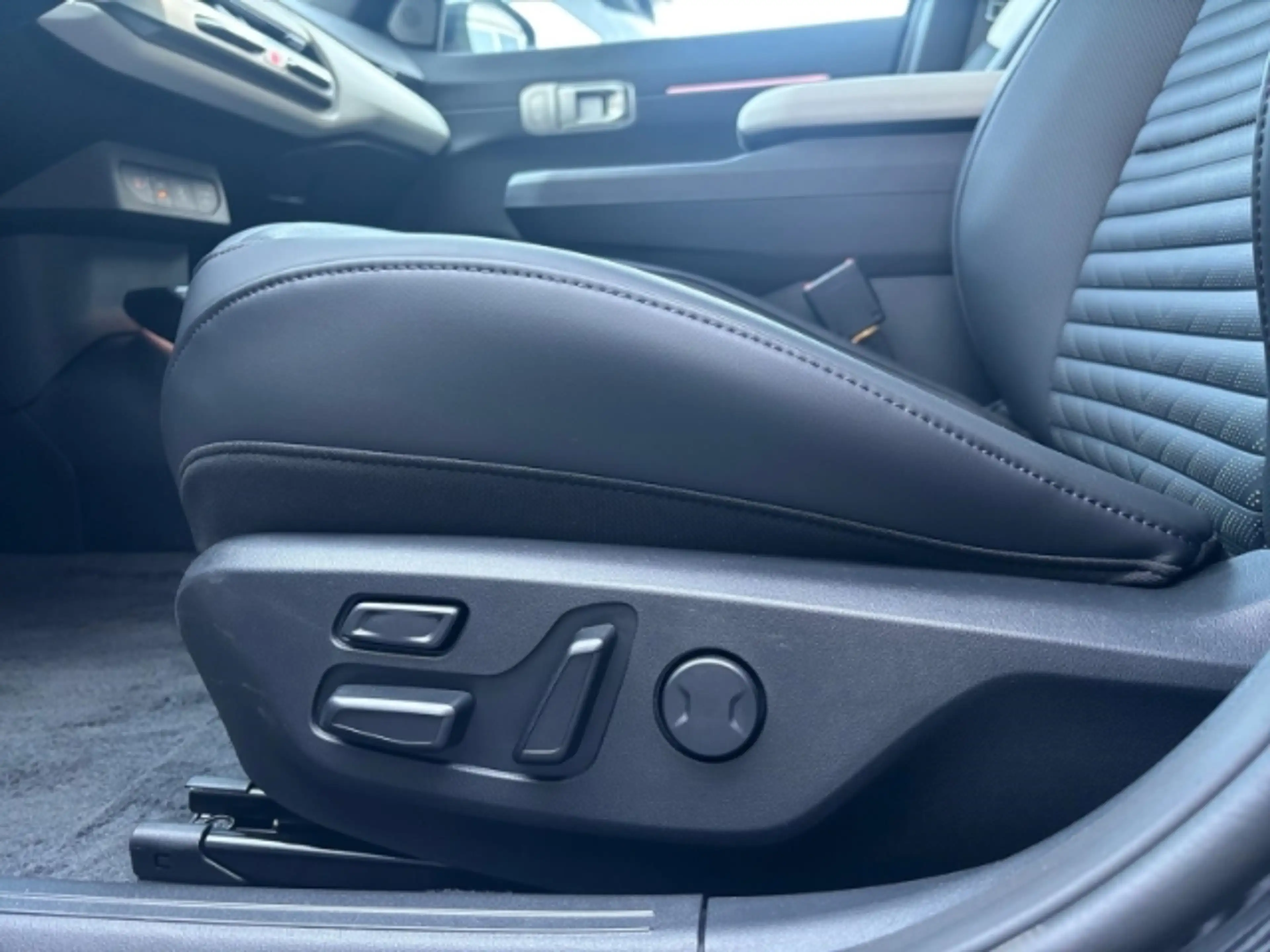 Kia EV4 GT-Line 81,4 kWh 360°KAMERA,HEAD-UP,MEMORY,CARPLAY — photo 15