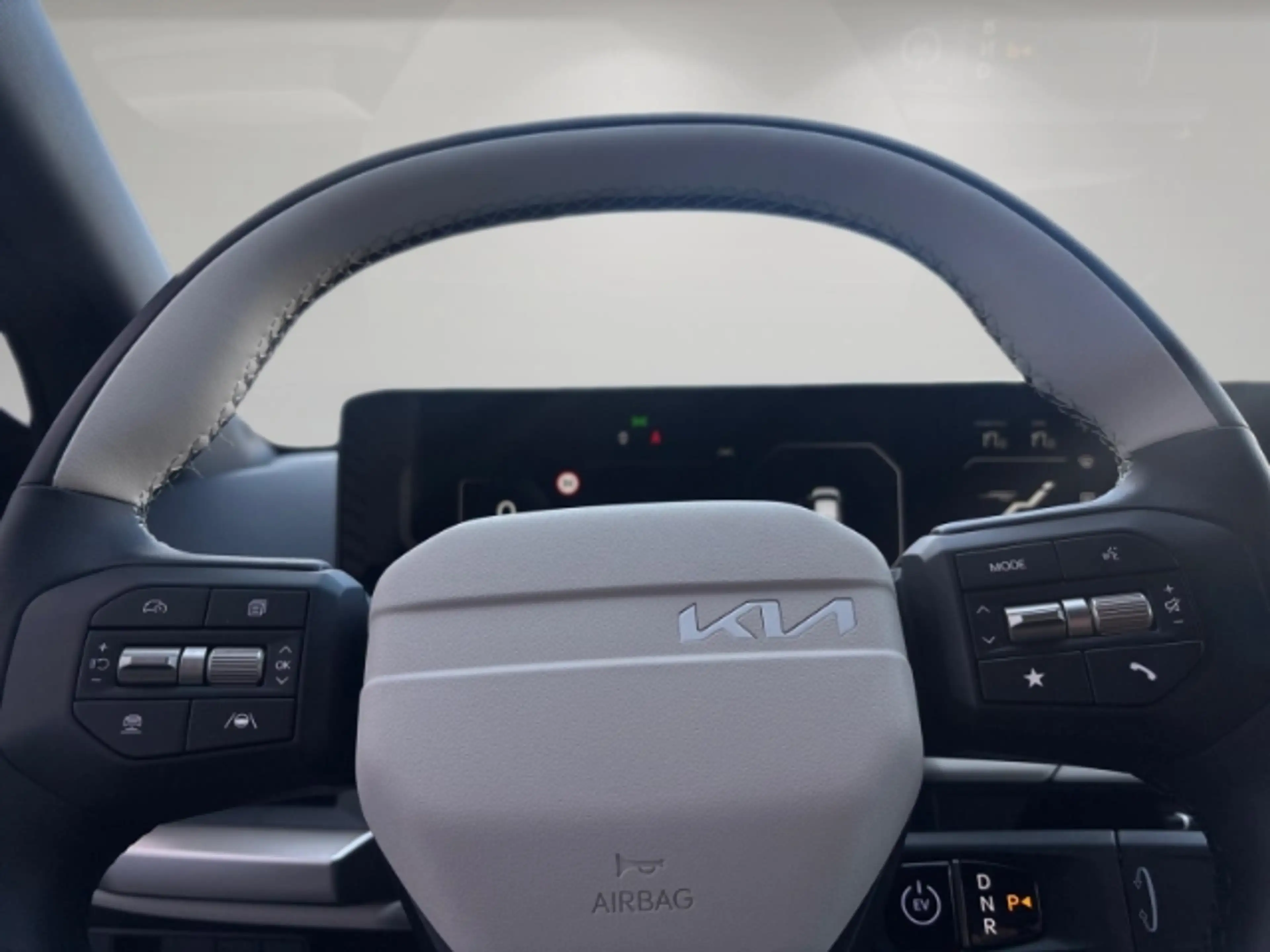 Kia EV4 GT-Line 81,4 kWh 360°KAMERA,HEAD-UP,MEMORY,CARPLAY — photo 8