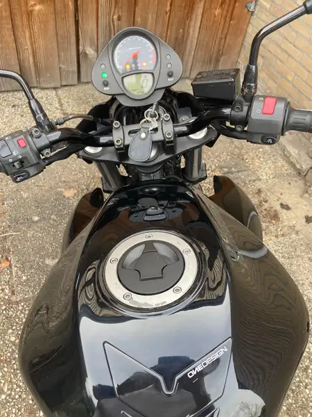 Kawasaki ER-6n - foto 7