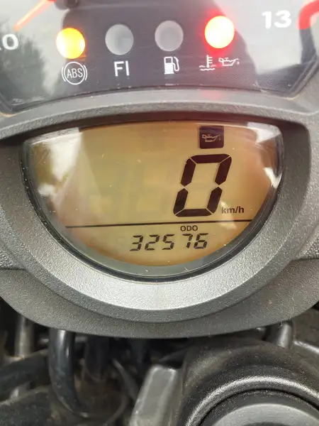 Kawasaki ER-6n - foto 8