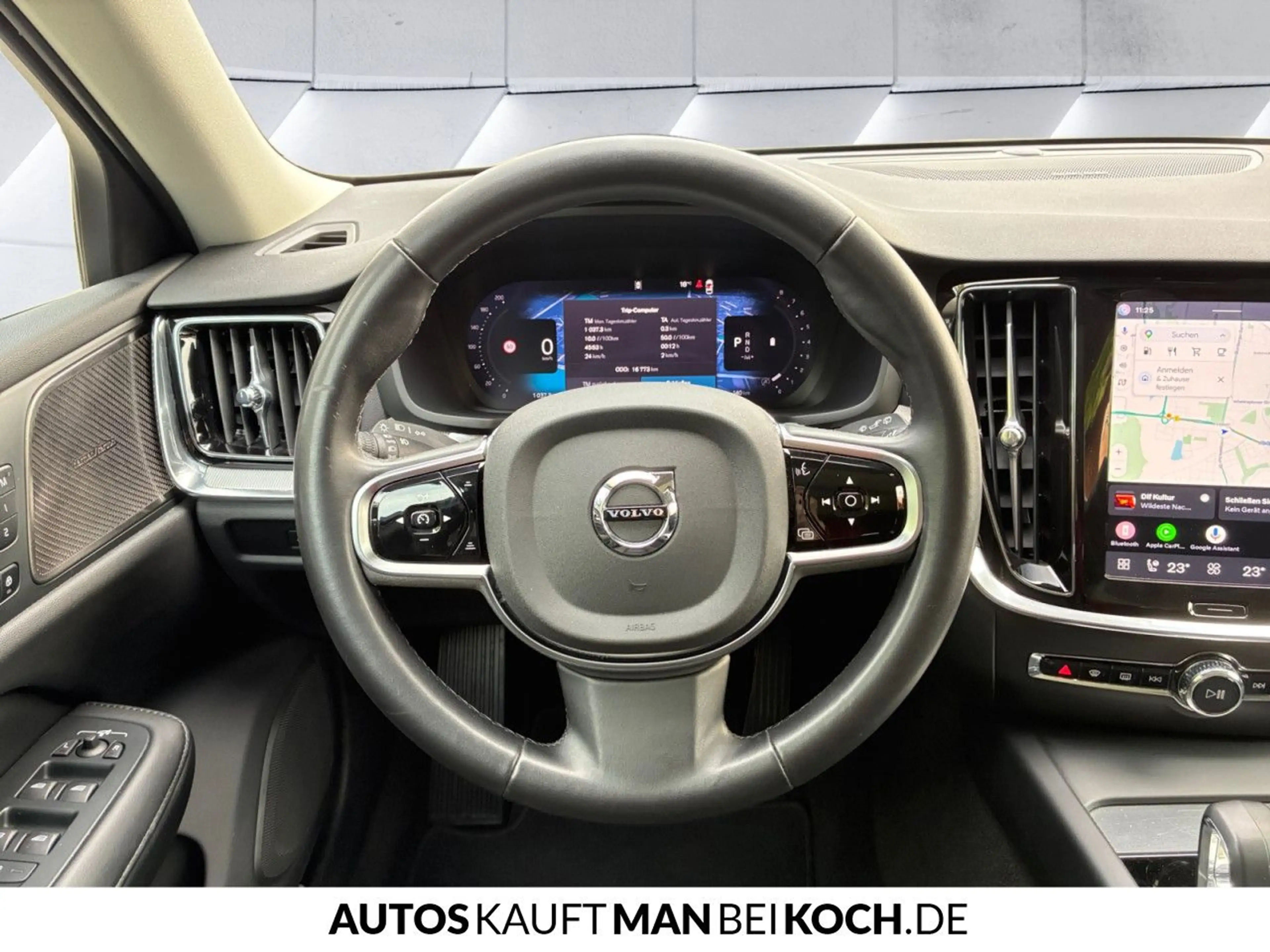 Volvo V60 B4 B Plus Dark ACC BLIS PANO H/K 360° Notrad — photo 9
