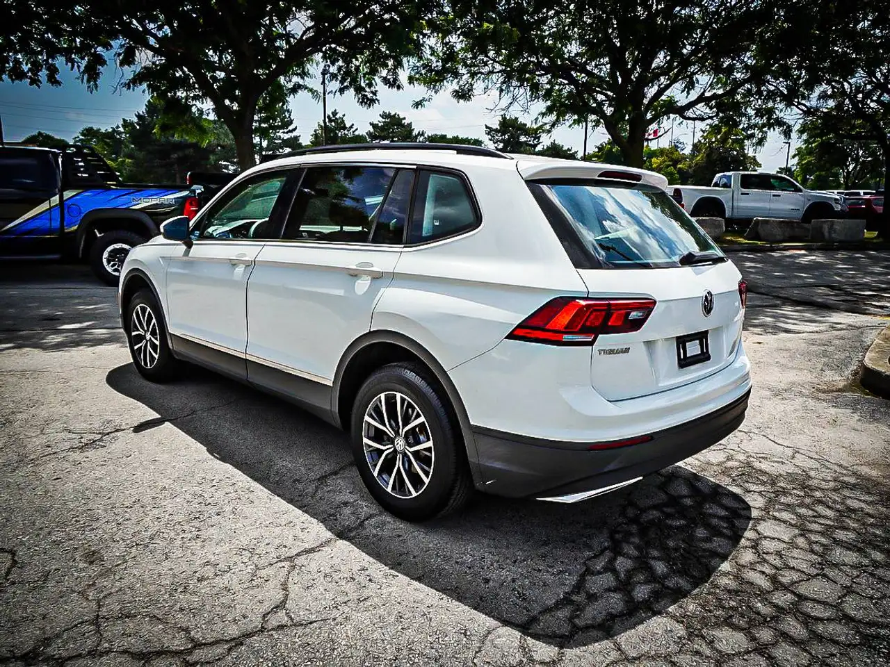 Volkswagen Tiguan снимка Volkswagen Tiguan