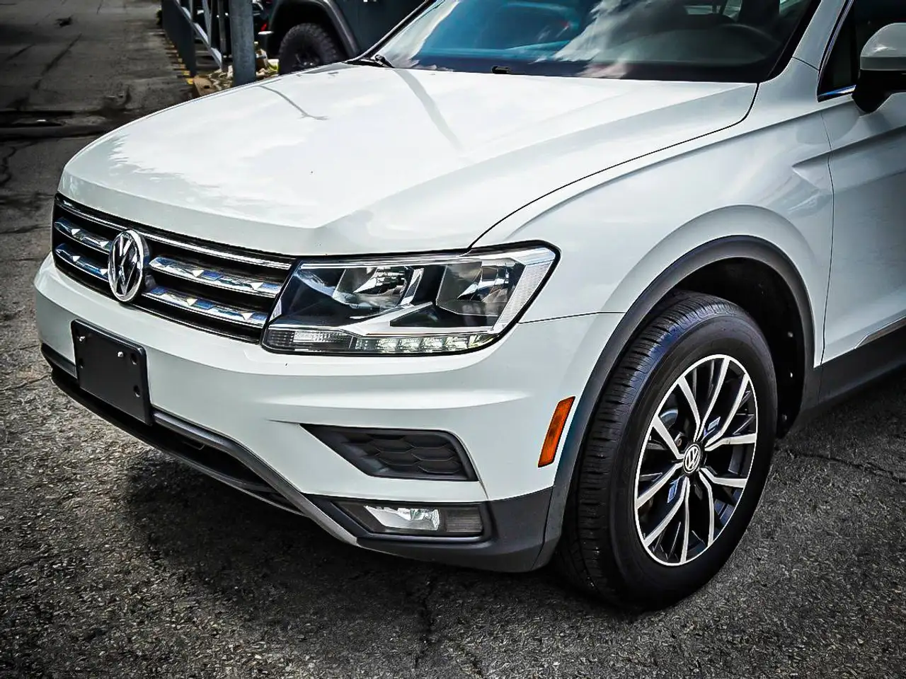 Volkswagen Tiguan снимка Volkswagen Tiguan
