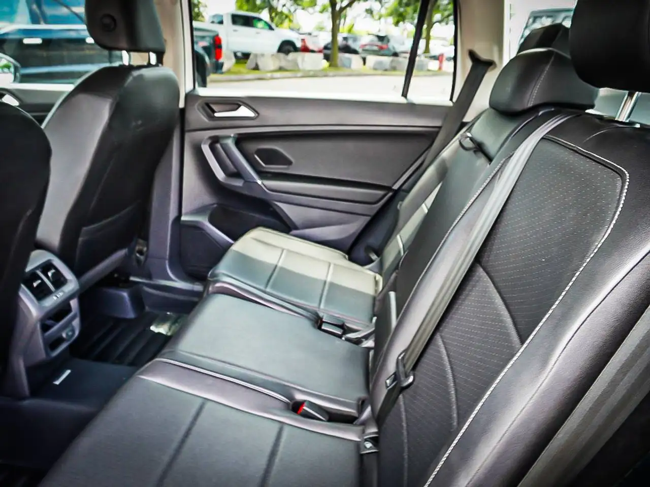 Volkswagen Tiguan снимка Volkswagen Tiguan