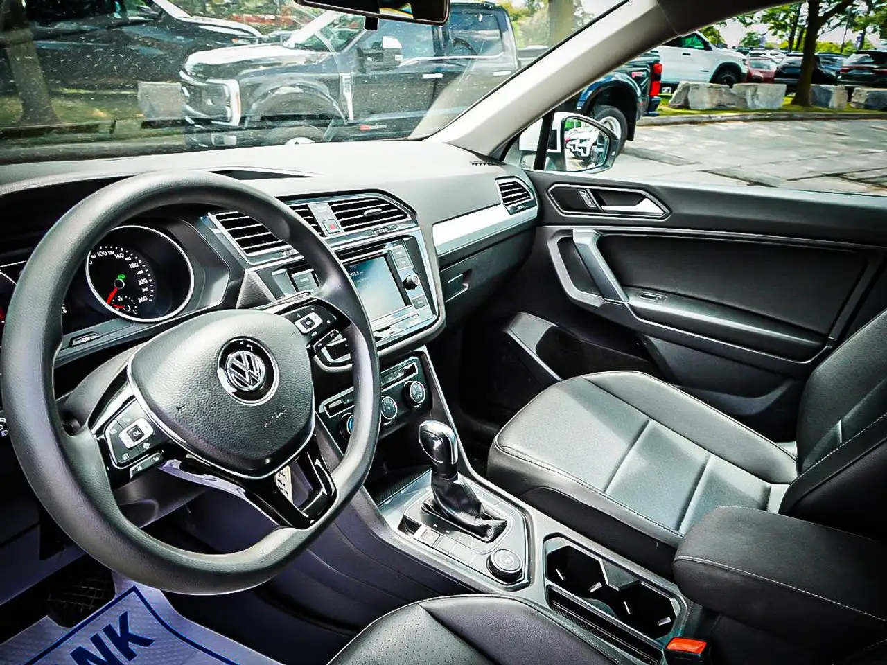 Volkswagen Tiguan снимка Volkswagen Tiguan