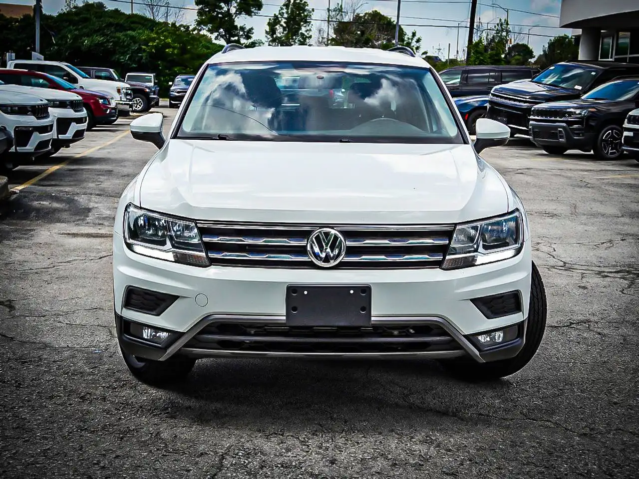 Volkswagen Tiguan снимка Volkswagen Tiguan