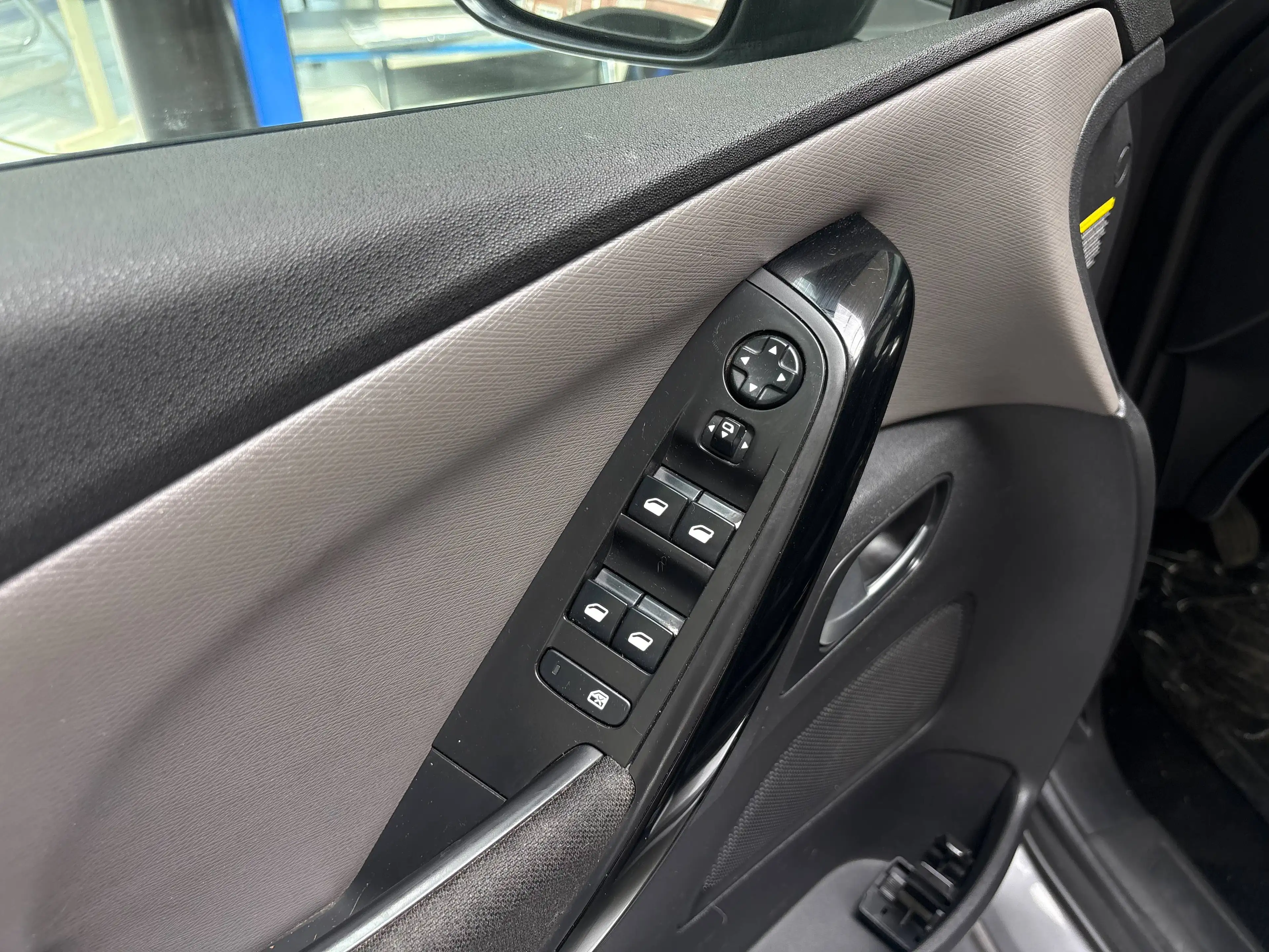 Citroen Grand C4 Picasso Grand C4 Picasso 1.6 HDi *7 PLACES * GPS * CAMERA * CARPLAY * PDC * JANTES * — photo 15
