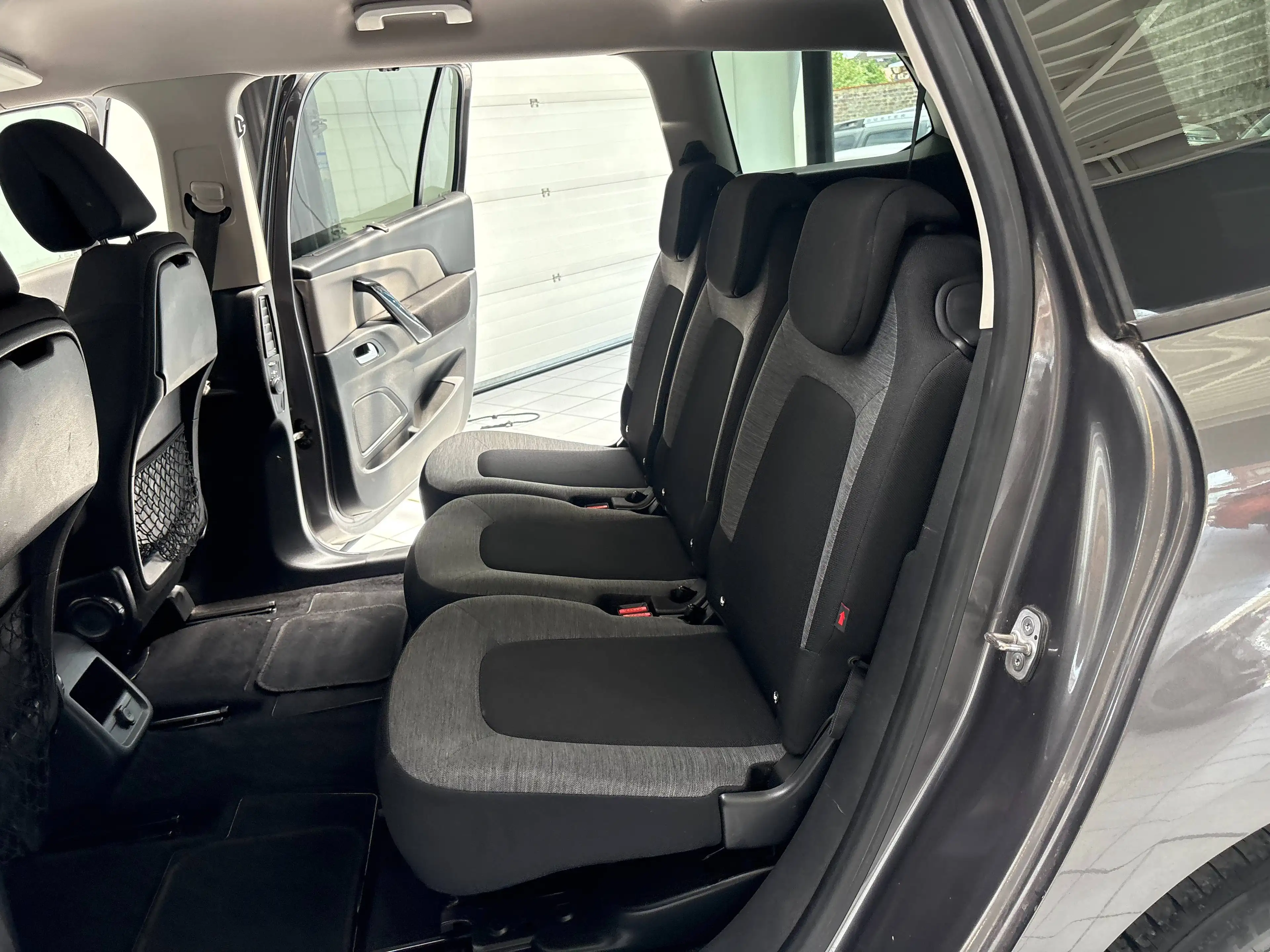 Citroen Grand C4 Picasso Grand C4 Picasso 1.6 HDi *7 PLACES * GPS * CAMERA * CARPLAY * PDC * JANTES * — photo 10