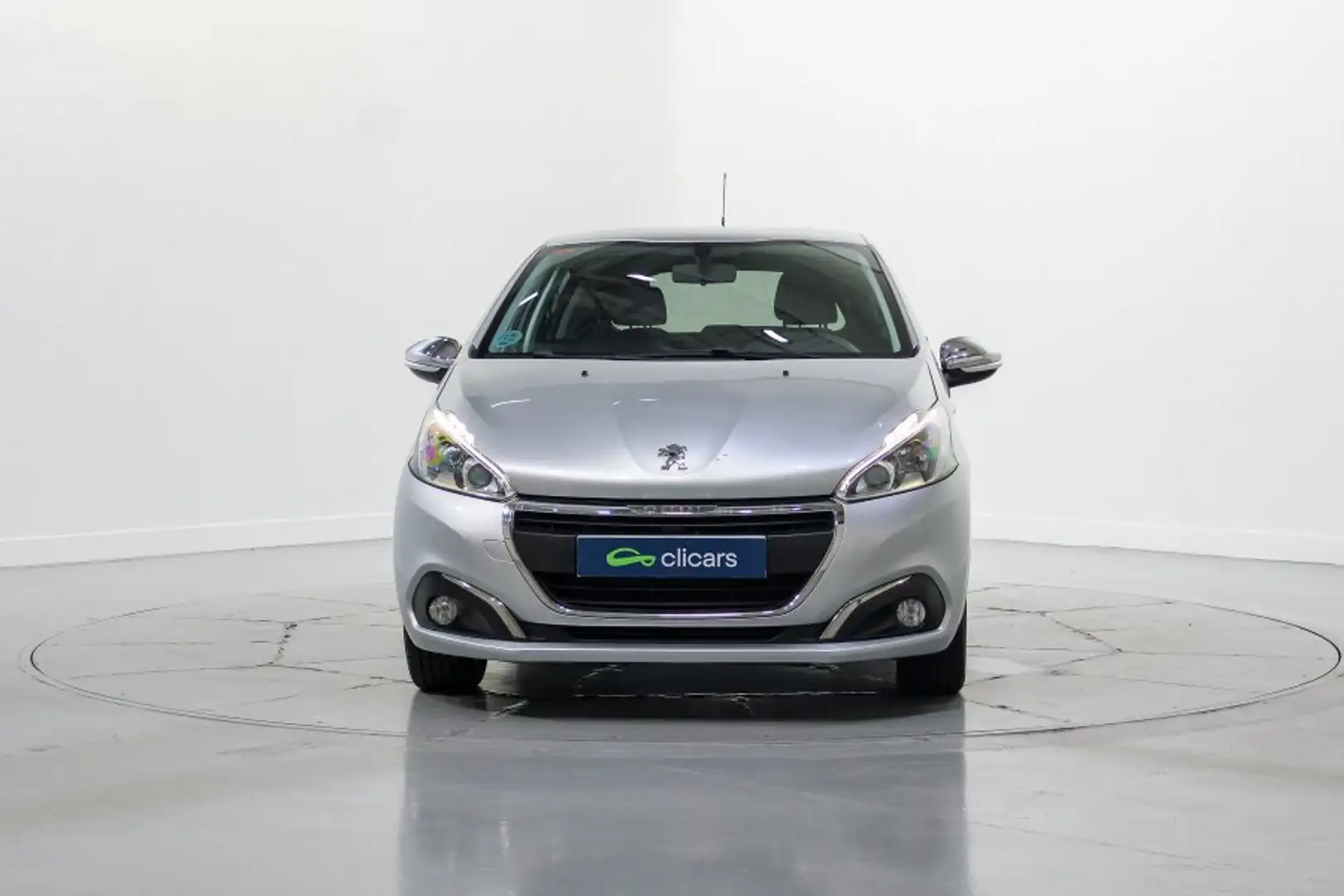 Peugeot 208 1.6BlueHDi Style 75 Argent - 2