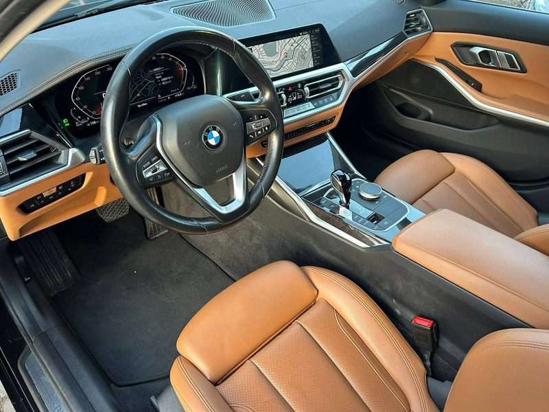 BMW 320 320dA Luxury Line Leder/Navi/LED/1.Hand — photo 11