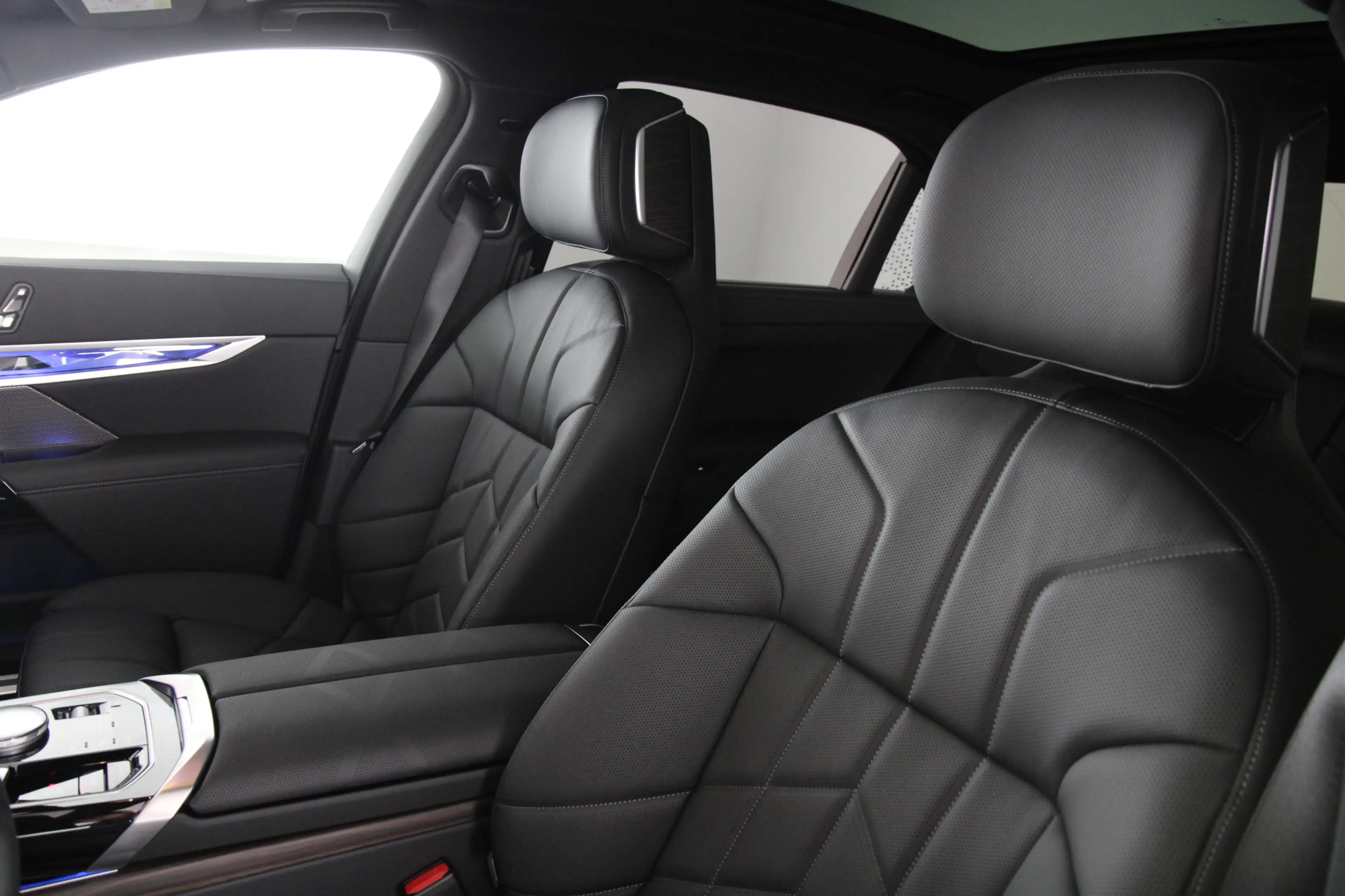 BMW i7 xDrive60 106 kWh — photo 5