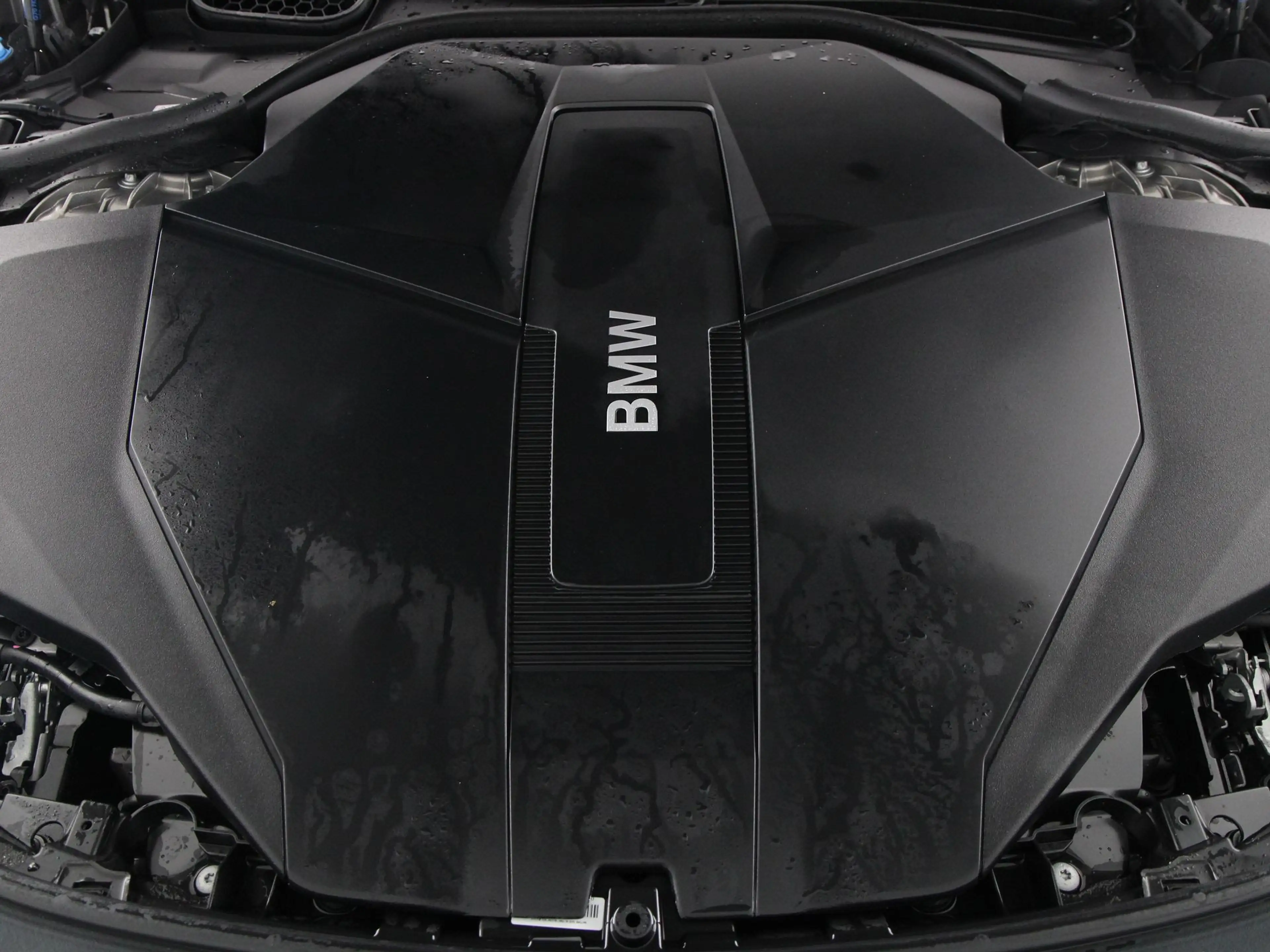 BMW i7 xDrive60 106 kWh — photo 4