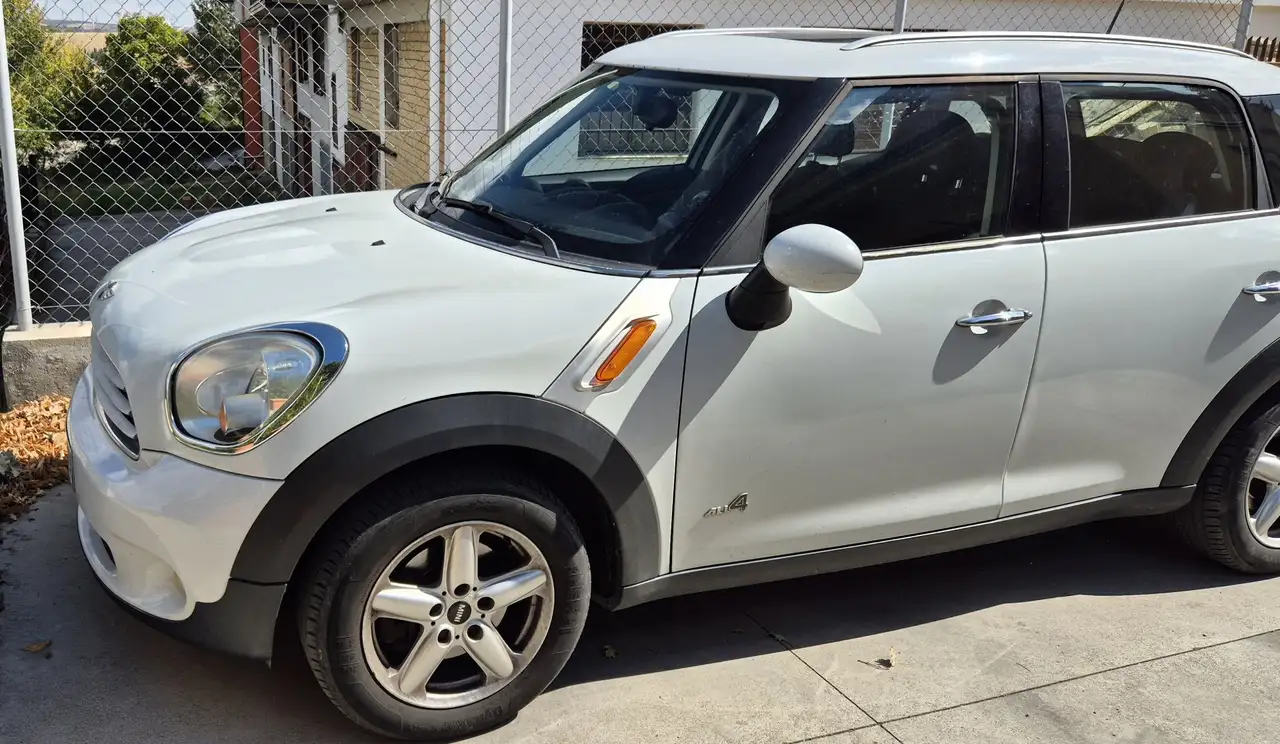 MINI Cooper D Countryman
