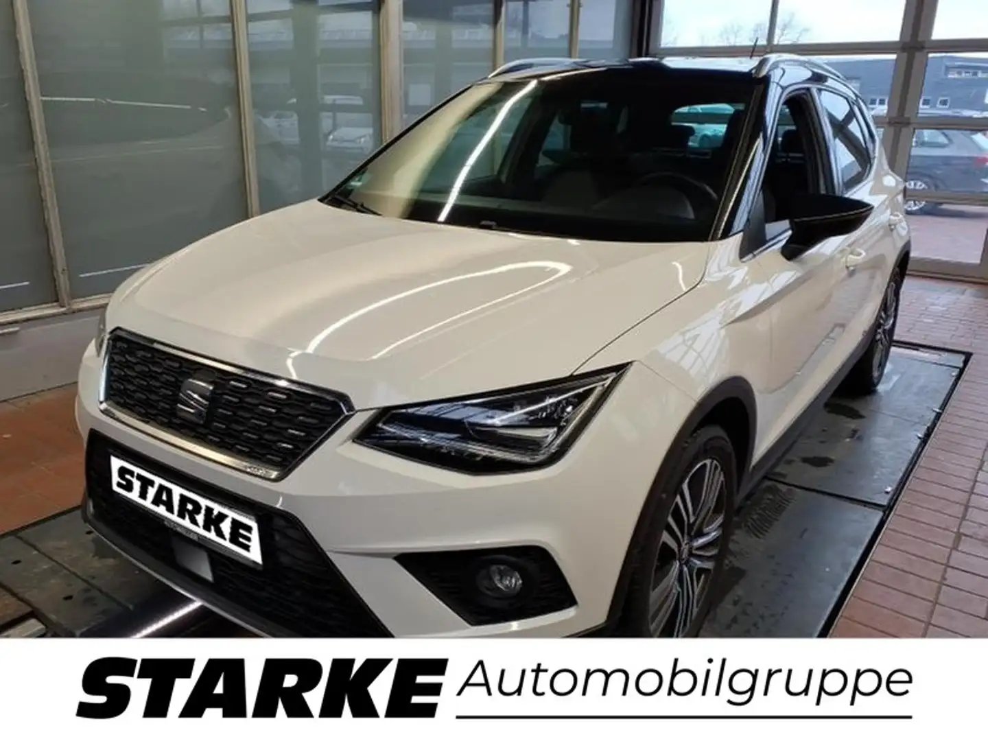 SEAT Arona 1.0 TSI DSG Xcellence Weiß - 1