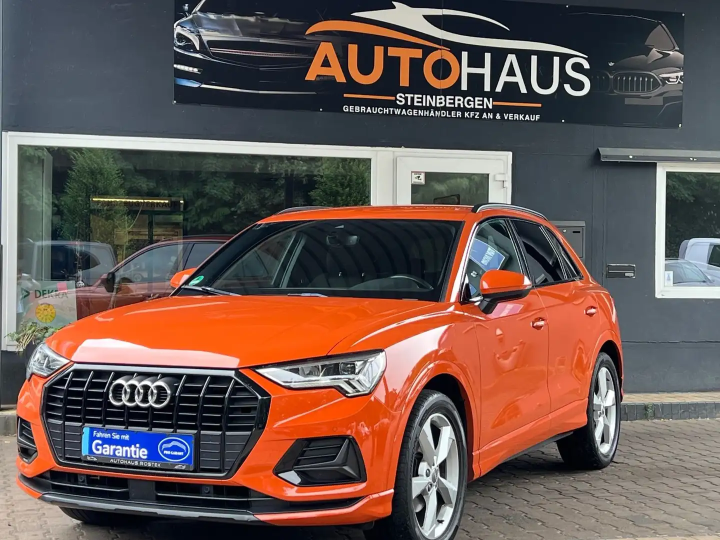 Audi Q3 35 TFSI Automatik/12 Monate Garantie/Navi Orange - 2