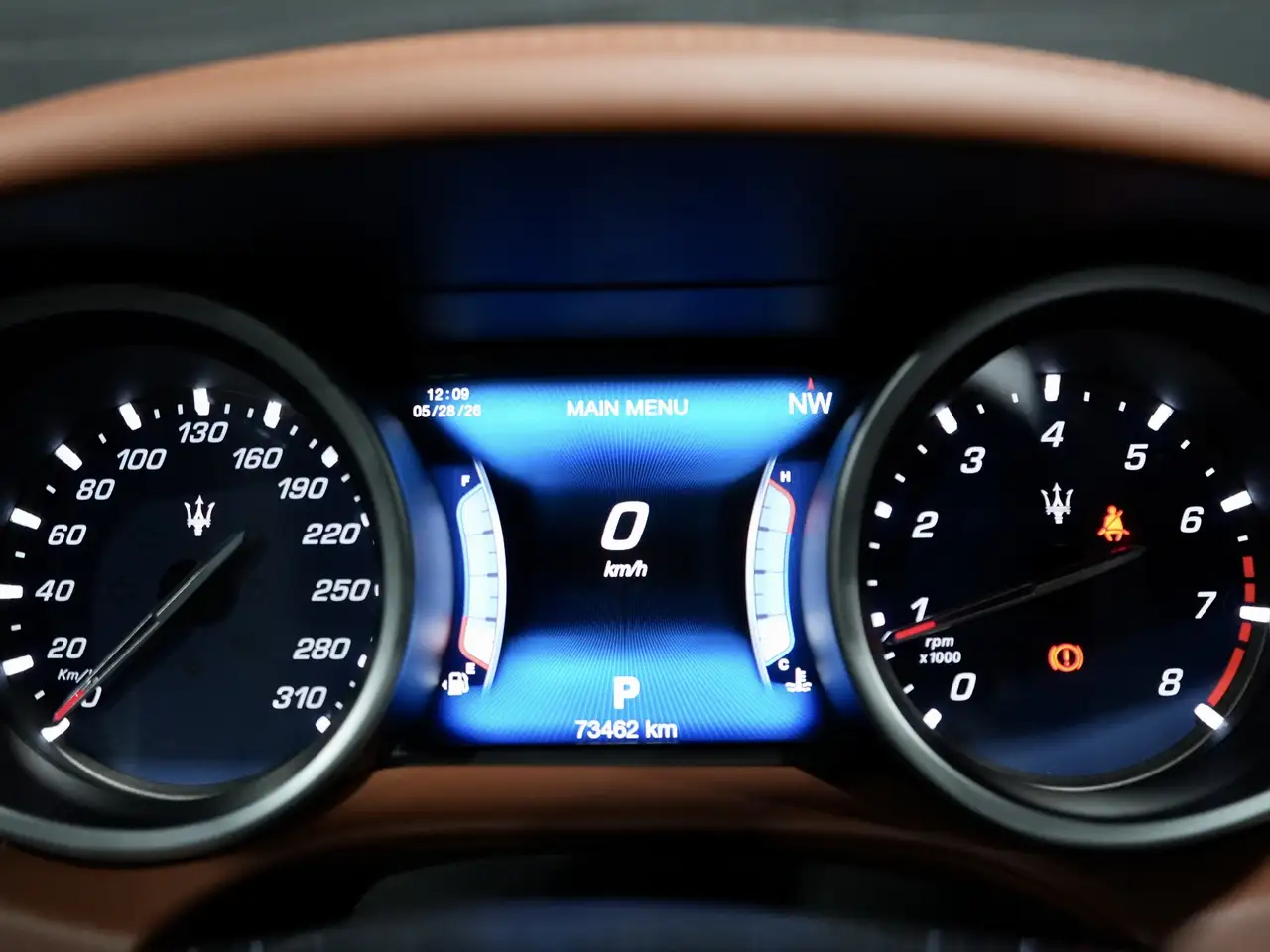 Maserati Ghibli снимка Maserati Ghibli