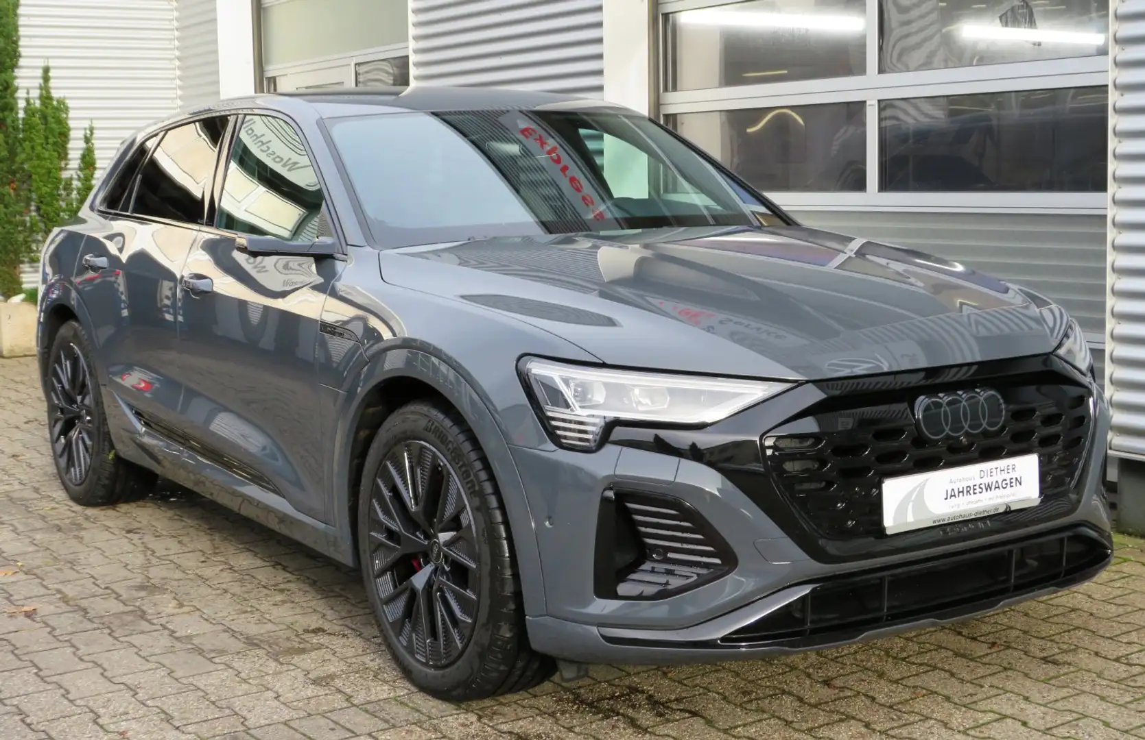 Audi Q8 e-tron 50 quattro S line /360°Kamera/Matrix/Navi MMI+/Ban Gris - 2