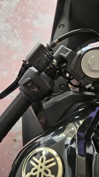 Yamaha YZF-R125 - foto 3