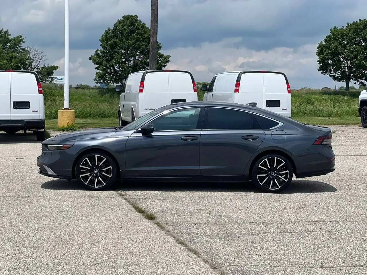 Honda Accord photo Honda Accord