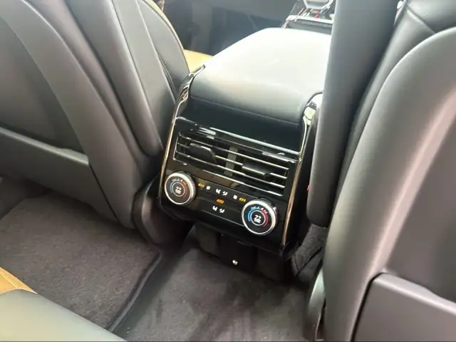 Land Rover Range Rover Sport Hybrid P550e AWD AT Autobiography Ansicht 16