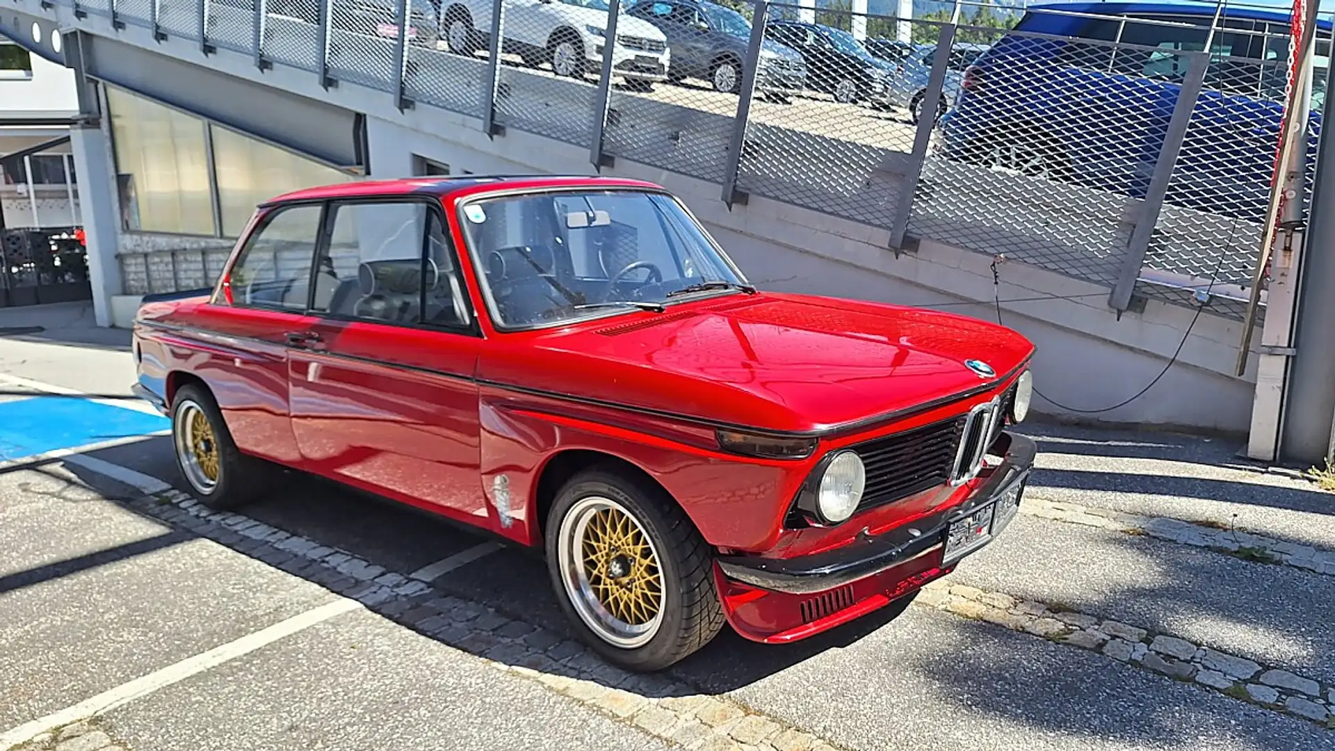 BMW 2002 Coupe mit 90PS inkl. Schiebedach! Rot - 2