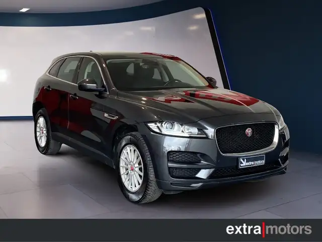 Jaguar F-Pace 2.0 D PURE