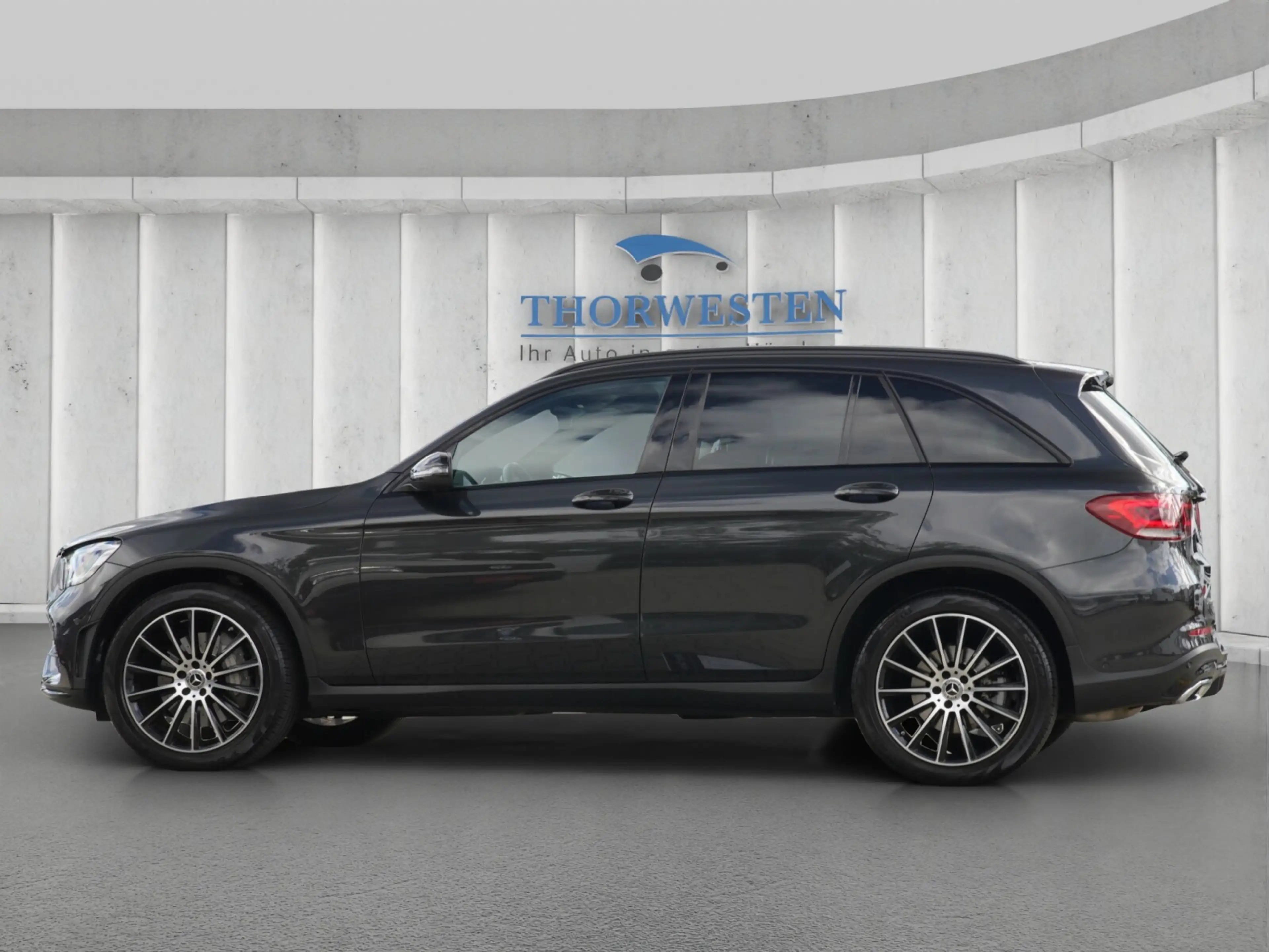 Mercedes-Benz GLC 400 GLC 400 d 4MATIC AMG Line Pano Distronic — photo 4