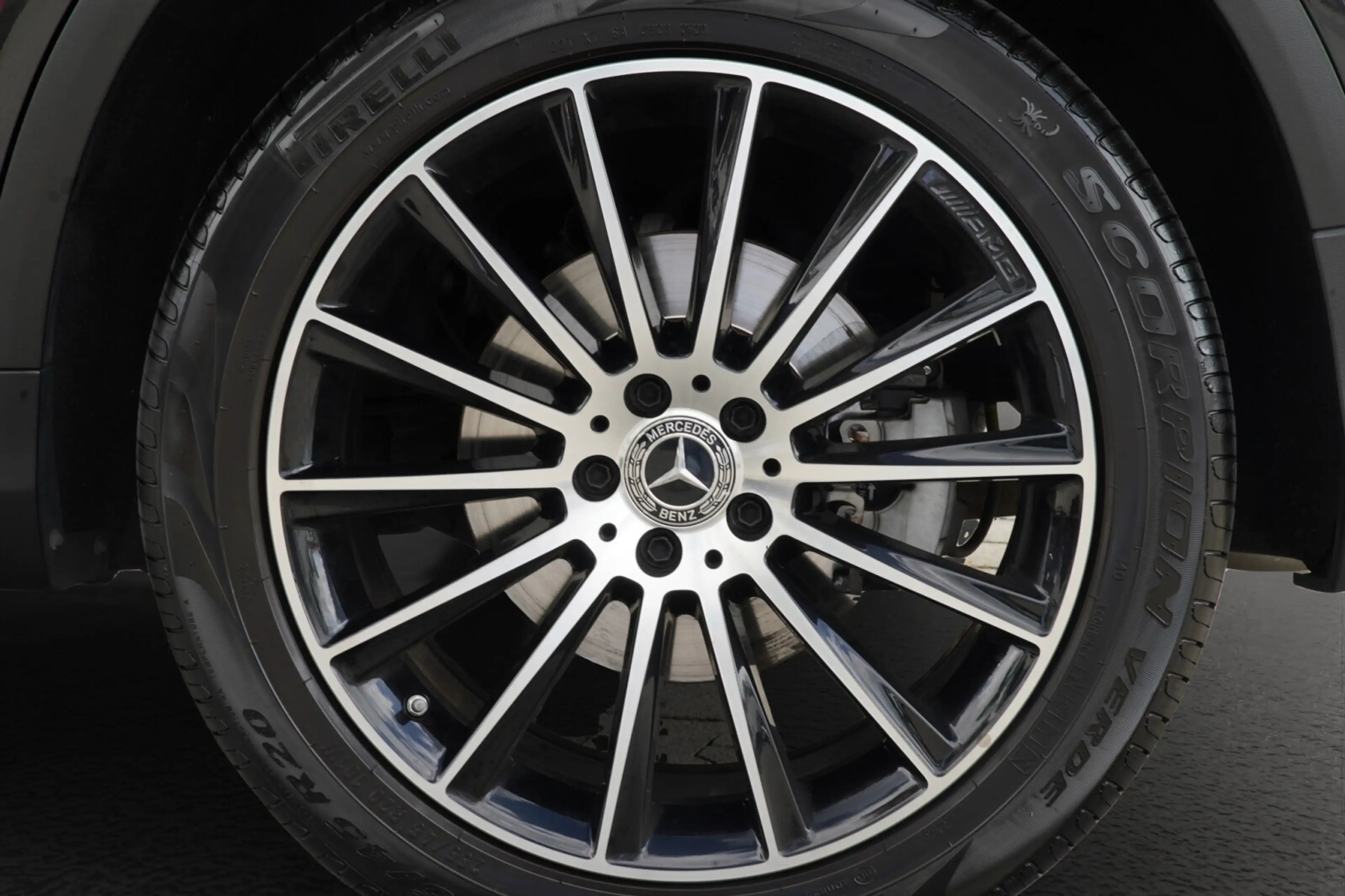 Mercedes-Benz GLC 400 GLC 400 d 4MATIC AMG Line Pano Distronic — photo 5