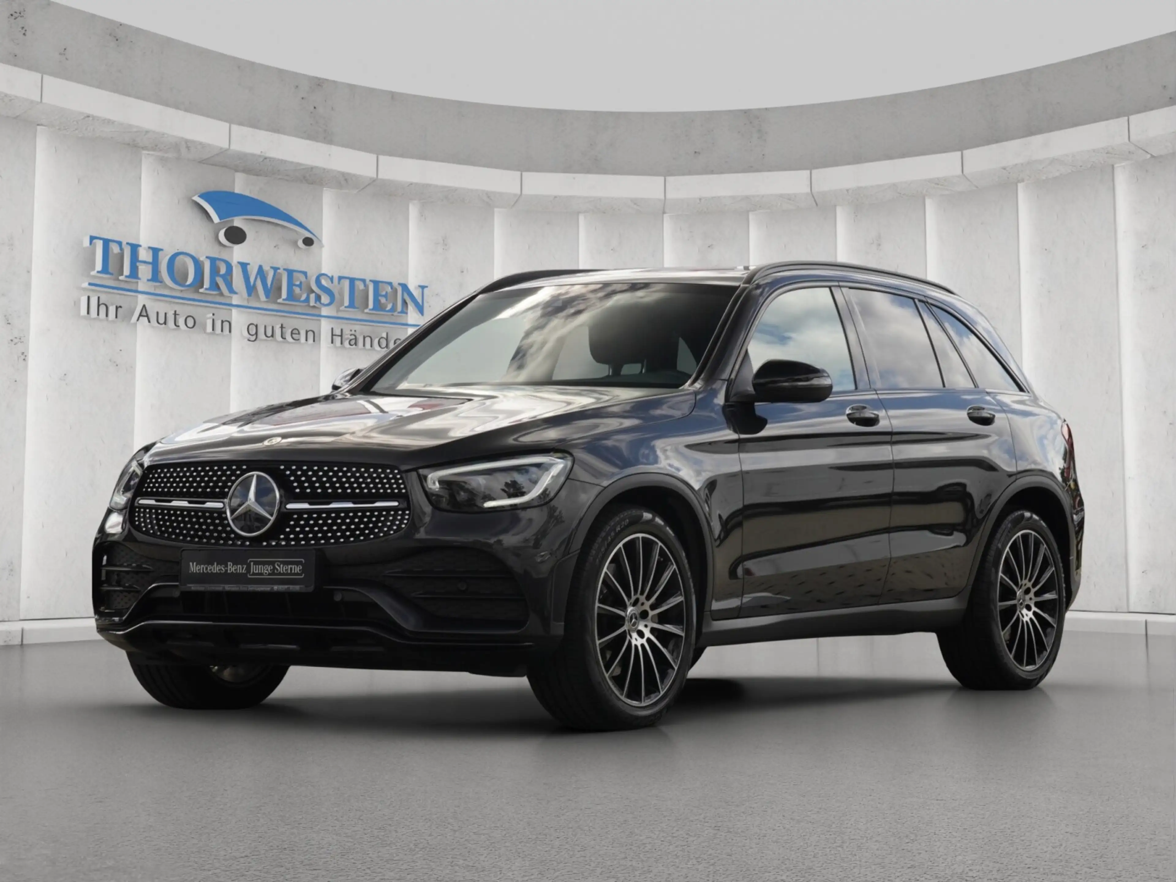Mercedes-Benz GLC 400 GLC 400 d 4MATIC AMG Line Pano Distronic — photo 3