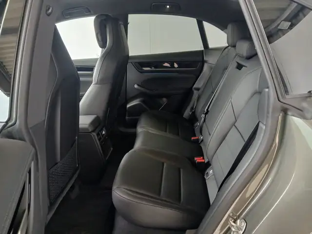 Porsche Macan 4 Ansicht 27