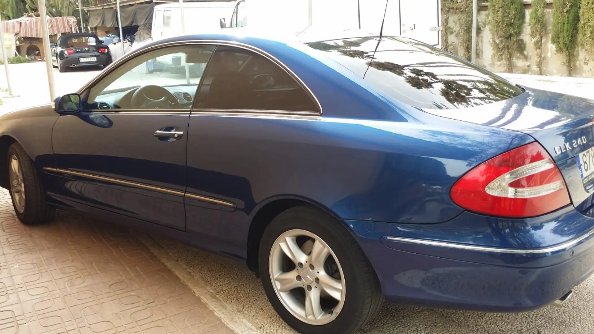 Mercedes-Benz CLK 240 AVANTGARDE Modrá - 2