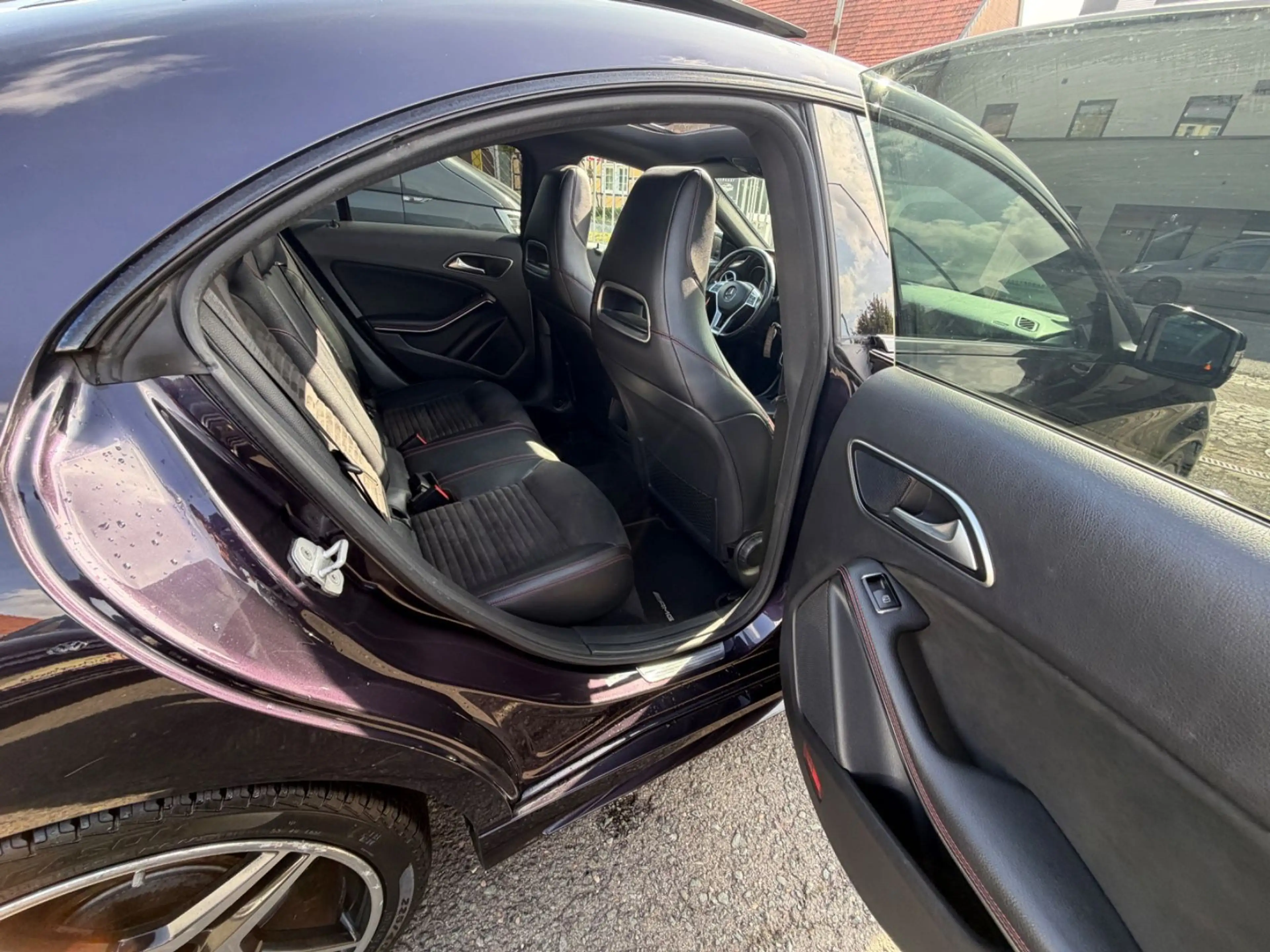 Mercedes-Benz CLA 220 ´CLA 220 CDI AMG Line Navi Kamera Panorama — photo 10