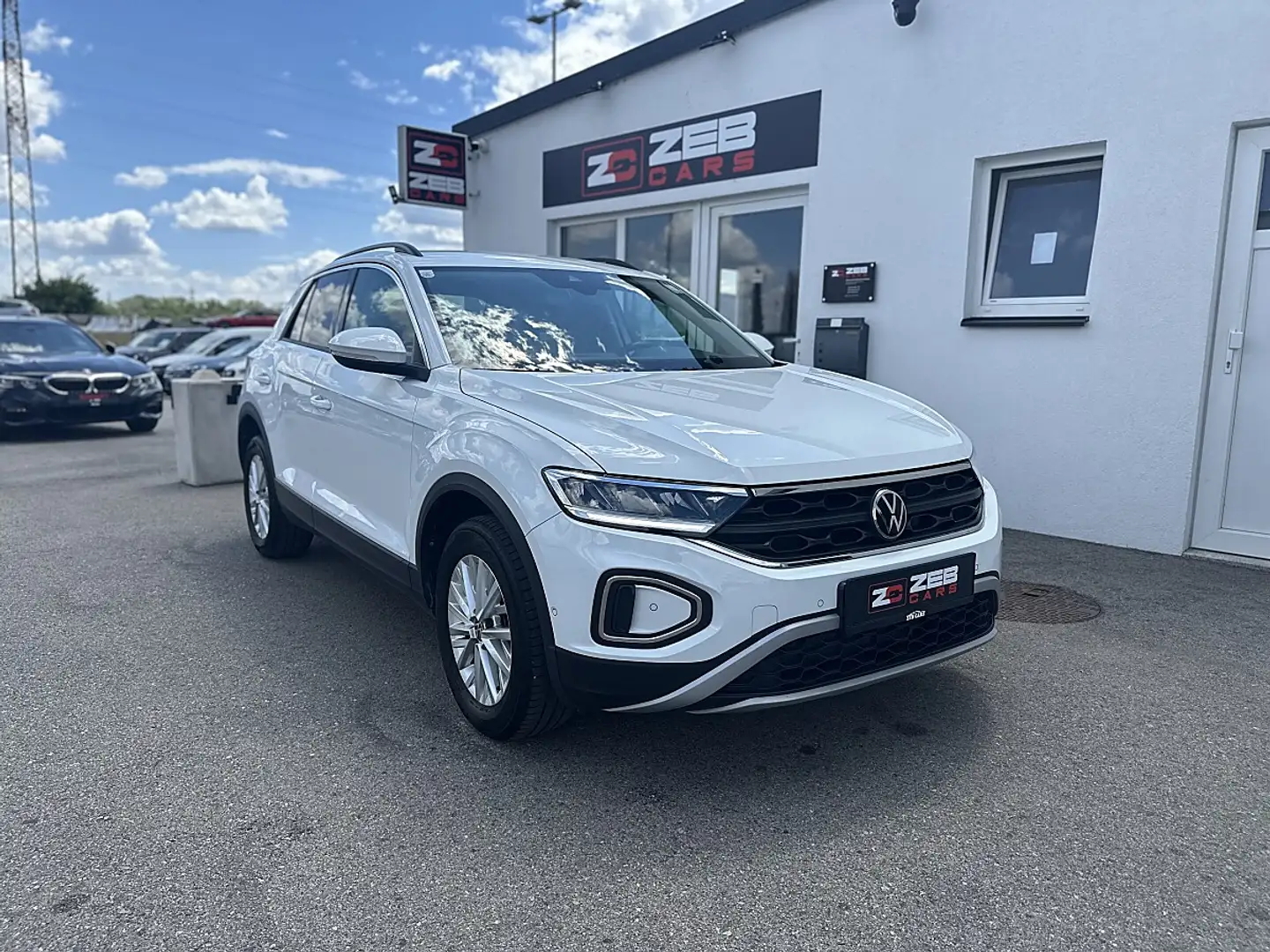 Volkswagen T-Roc 1,5 TSI ACT Life DSG, 1 Besitz, MWST Weiß - 1