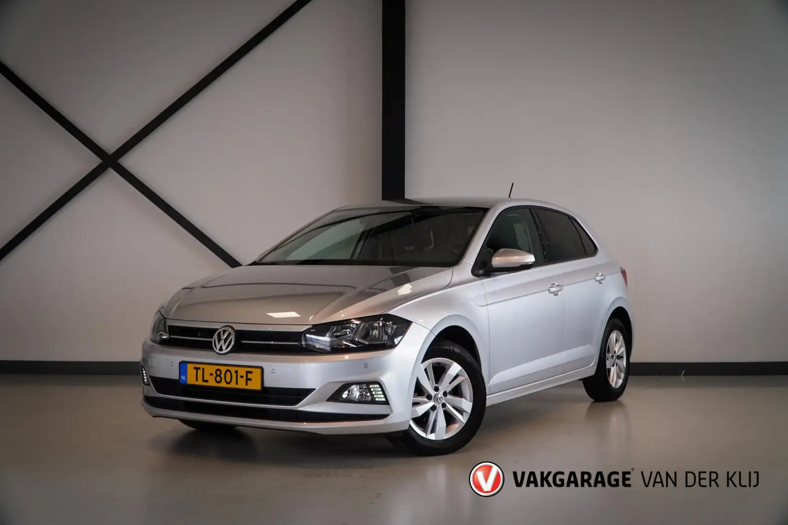 Volkswagen Polo 1.0 TSI Comfortline | DSG | ACC | Airco | NL-Auto Grijs - 1