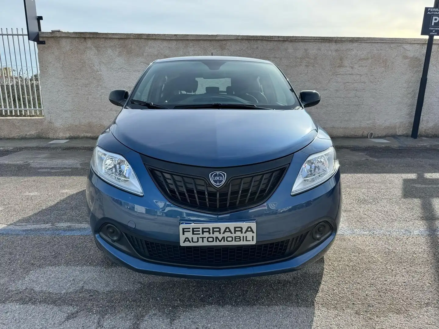 Lancia Ypsilon Ypsilon 1.0 firefly hybrid Silver Plus s Bleu - 1