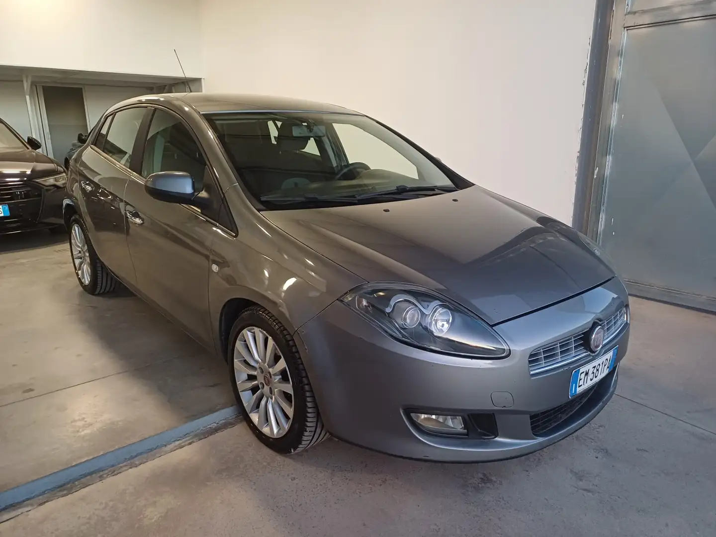 Fiat Bravo Bravo 1.6 MJT 120 CV DPF Emotion Gris - 2