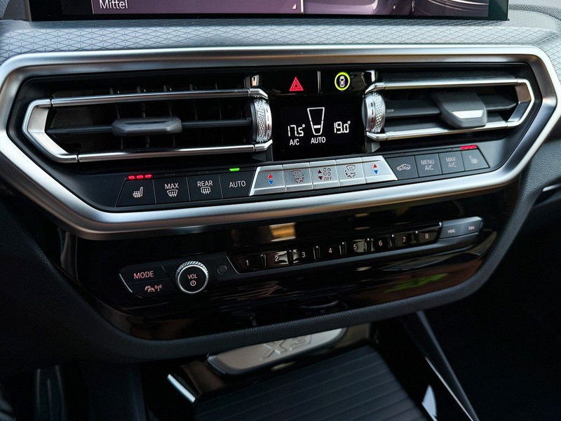 BMW X3 30d M Sport Sitze*ACC*HUD*AHK*Laser*Standheiz — photo 26