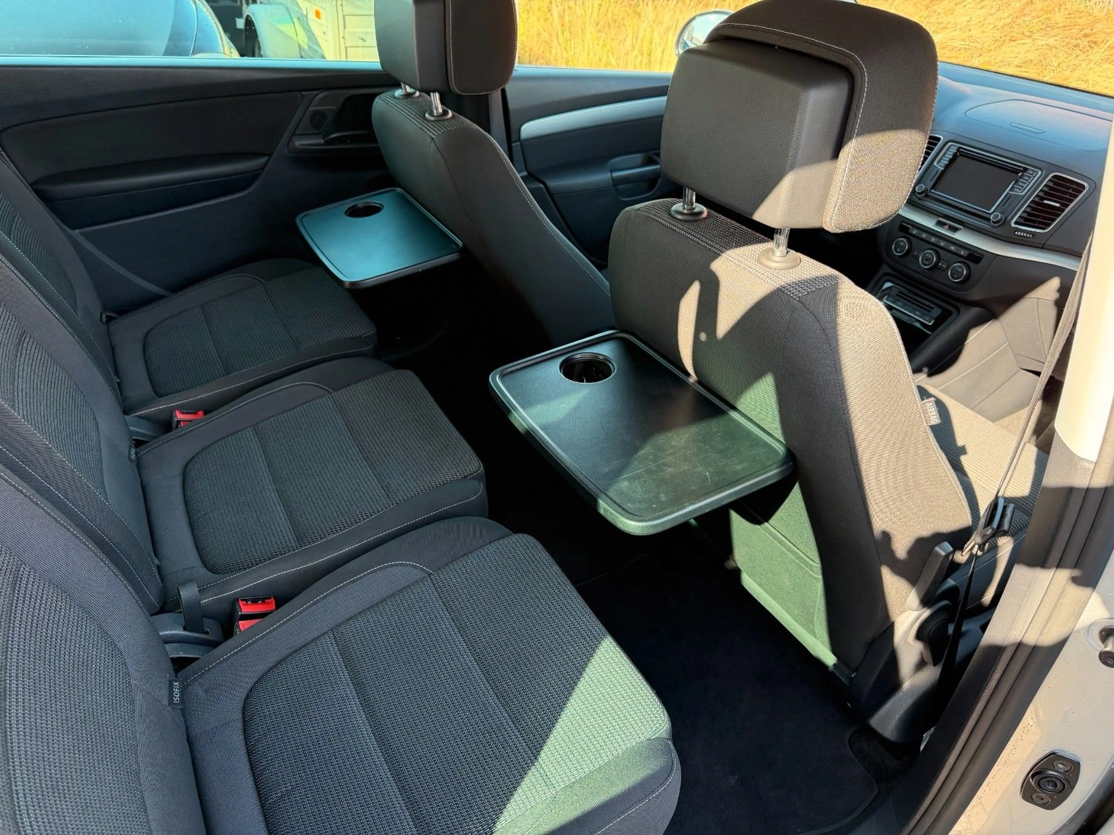 Volkswagen Sharan BMT/7-Sitzer/DSG/AHK/Sitzheizung/Navi — photo 14