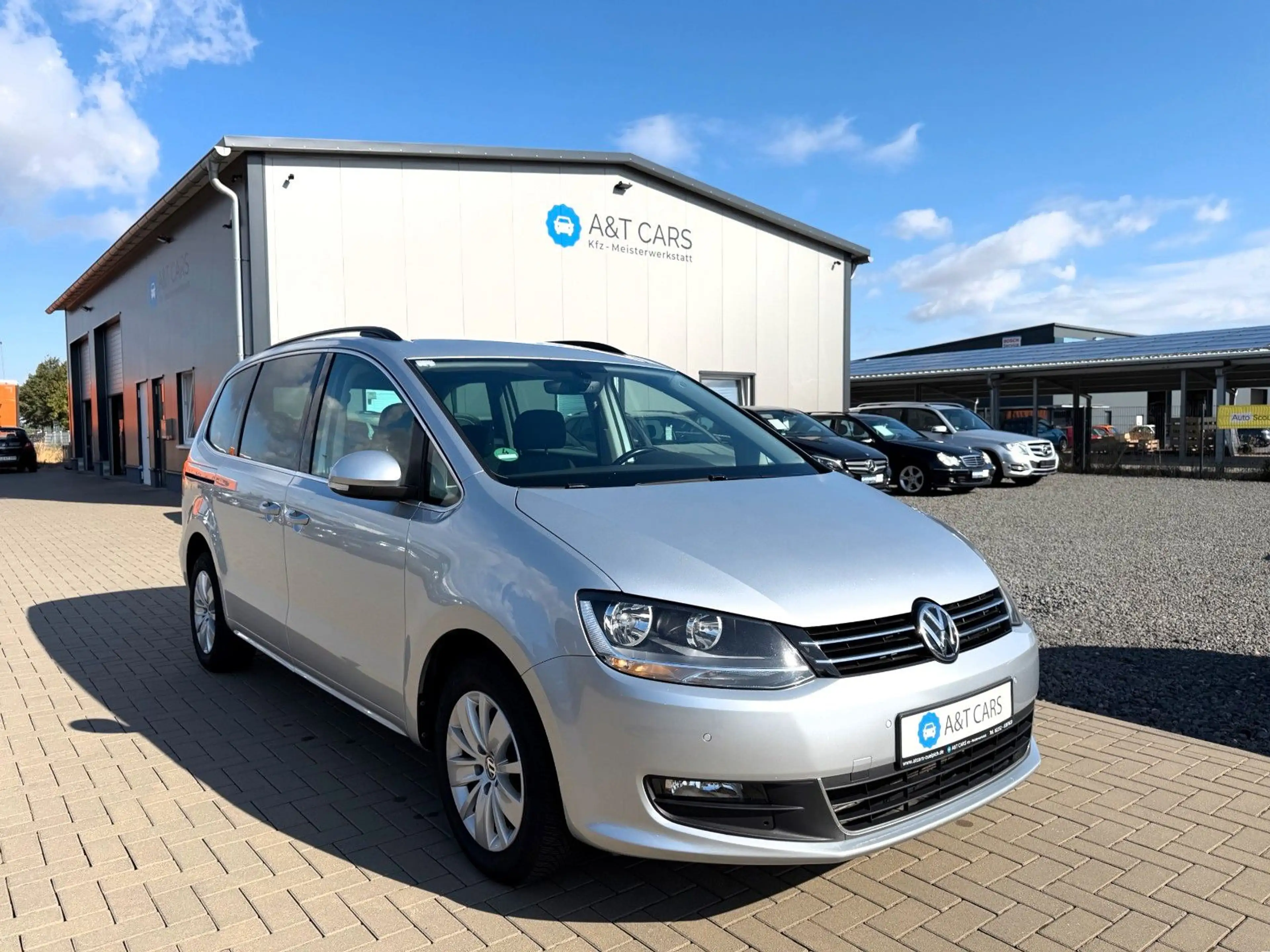 Volkswagen Sharan BMT/7-Sitzer/DSG/AHK/Sitzheizung/Navi