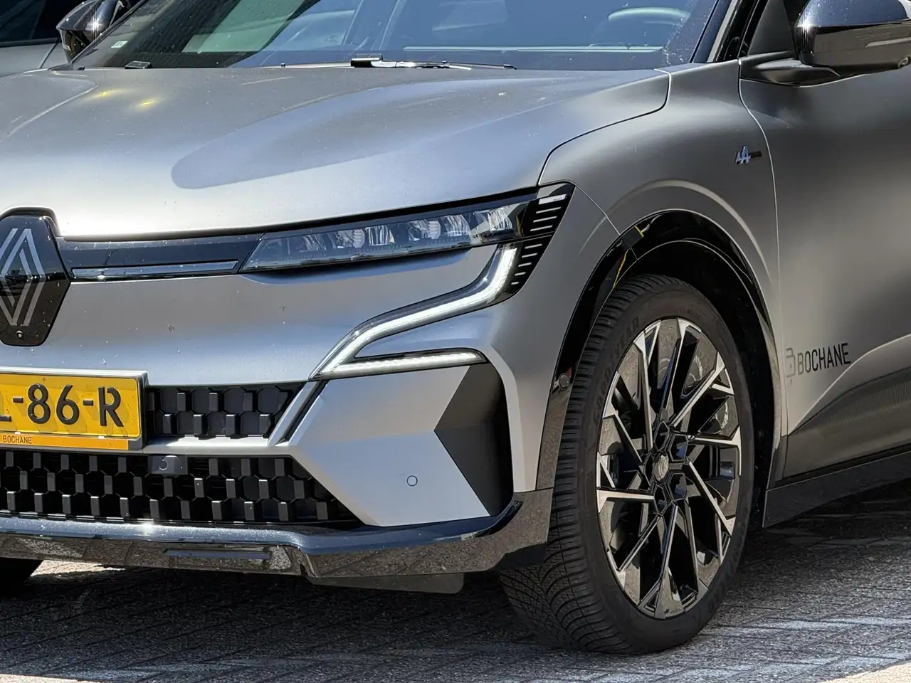 Renault Megane E-Tech 2026 — фото 15