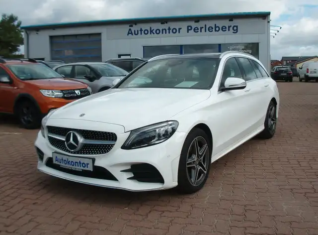 Mercedes-Benz C 200 C T Modell 4Matic.AMG Line.Pano.AHK