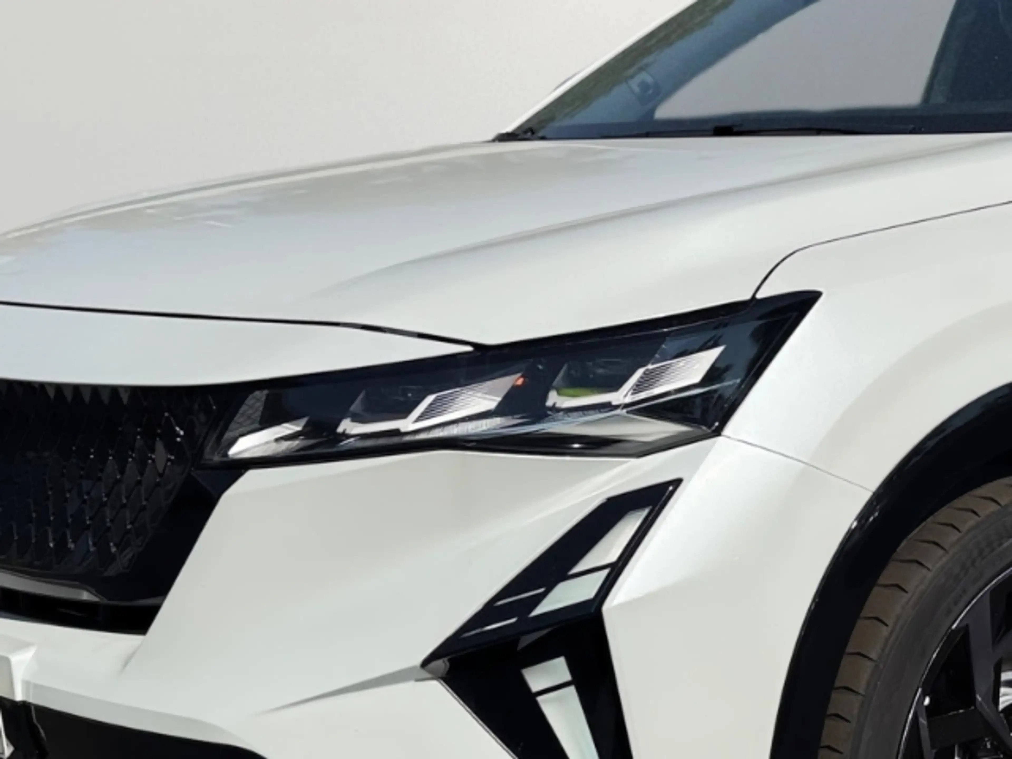 Renault Rafale Atelier Alpine Hyper Hybrid E-Tech 4x4 300 + Head- — photo 5
