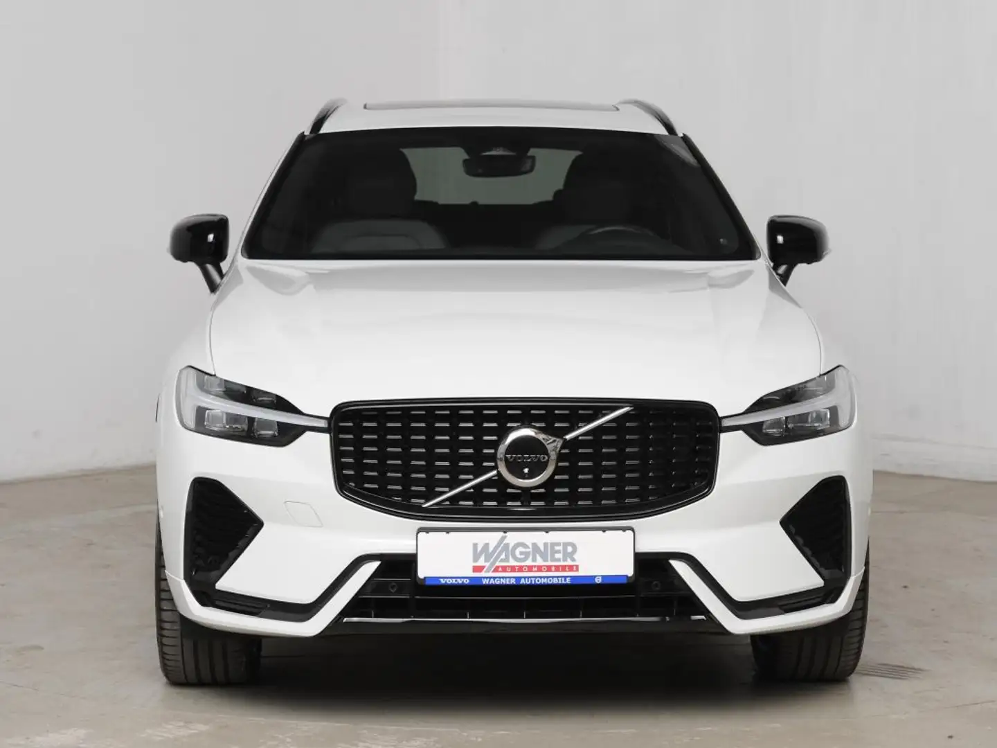 Volvo XC60 B4 D Geartronic AWD R-Design *AHK * Xenium* 360°* White - 2