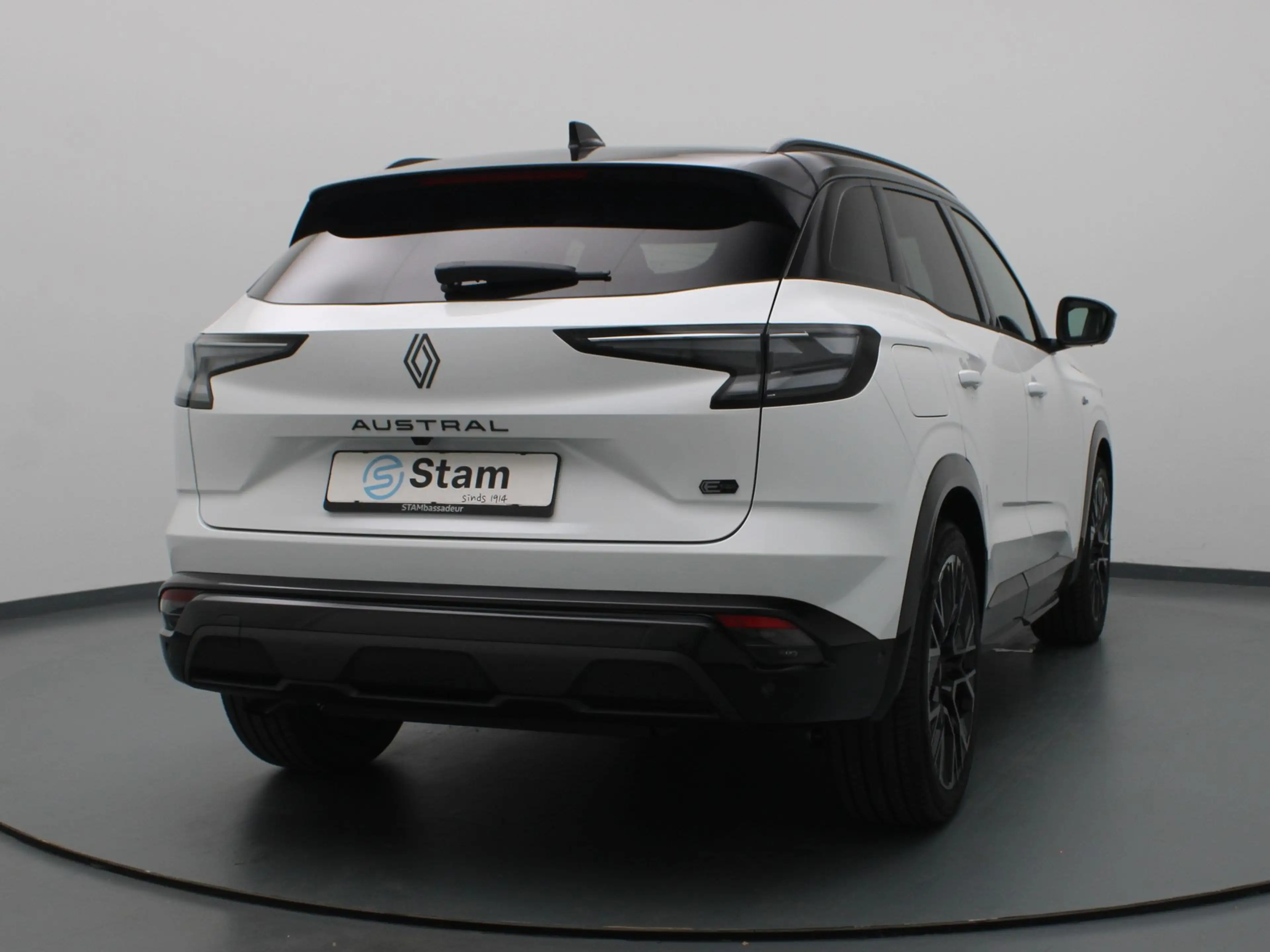 Renault Austral E-Tech full hybrid 200pk esprit Alpine 360° Camera — photo 18